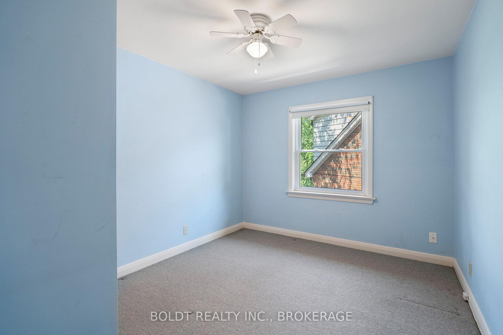 Photo 23 of 21 Beland Court, Hamilton, Glenview — HOMEH