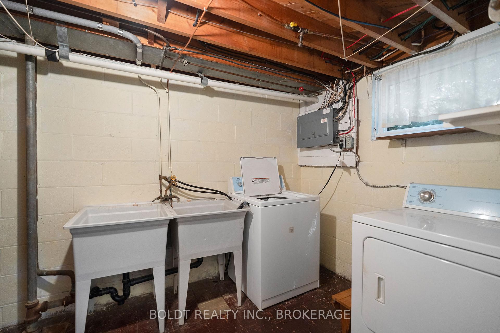 Photo 35 of 21 Beland Court, Hamilton, Glenview — HOMEH