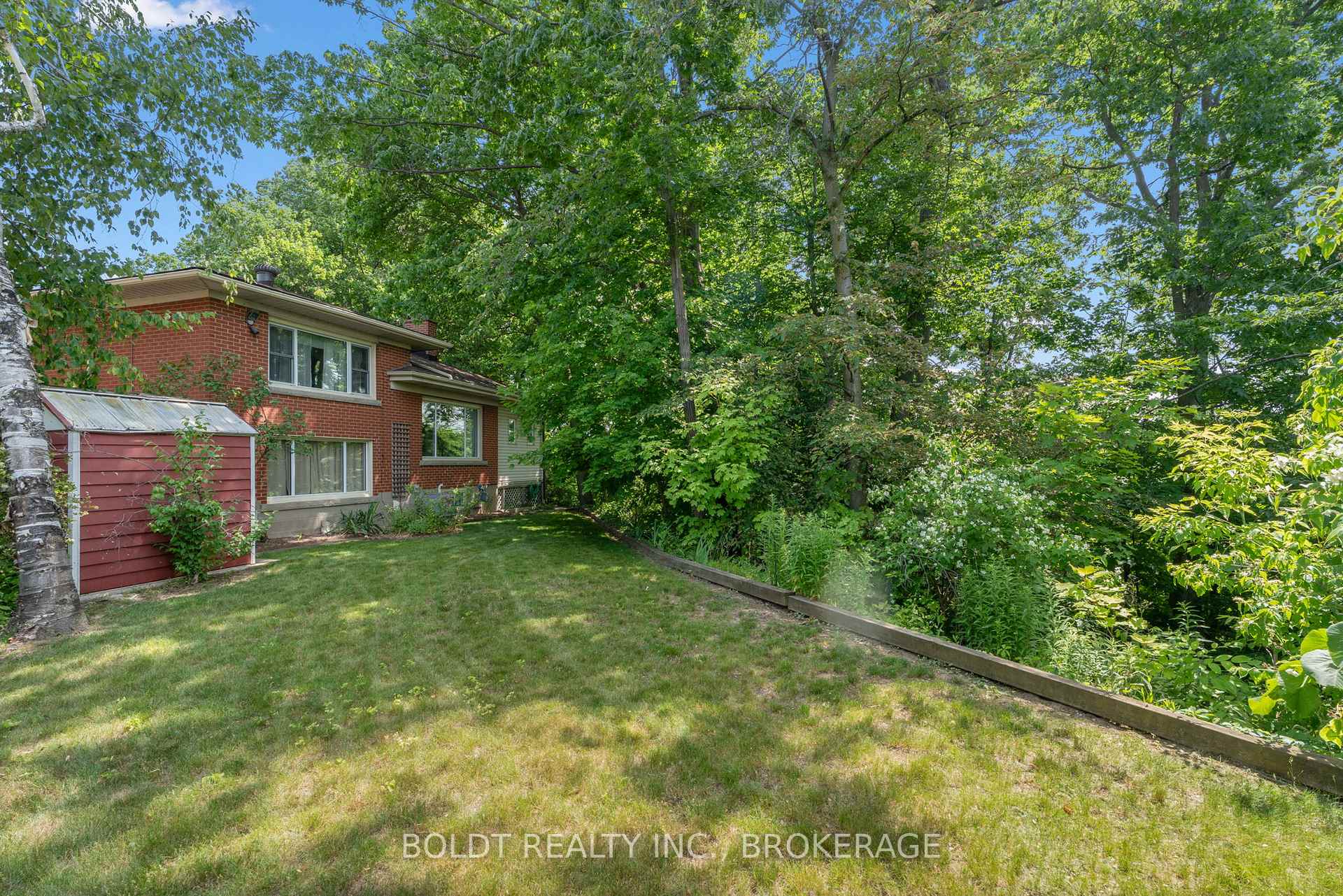 Photo 38 of 21 Beland Court, Hamilton, Glenview — HOMEH
