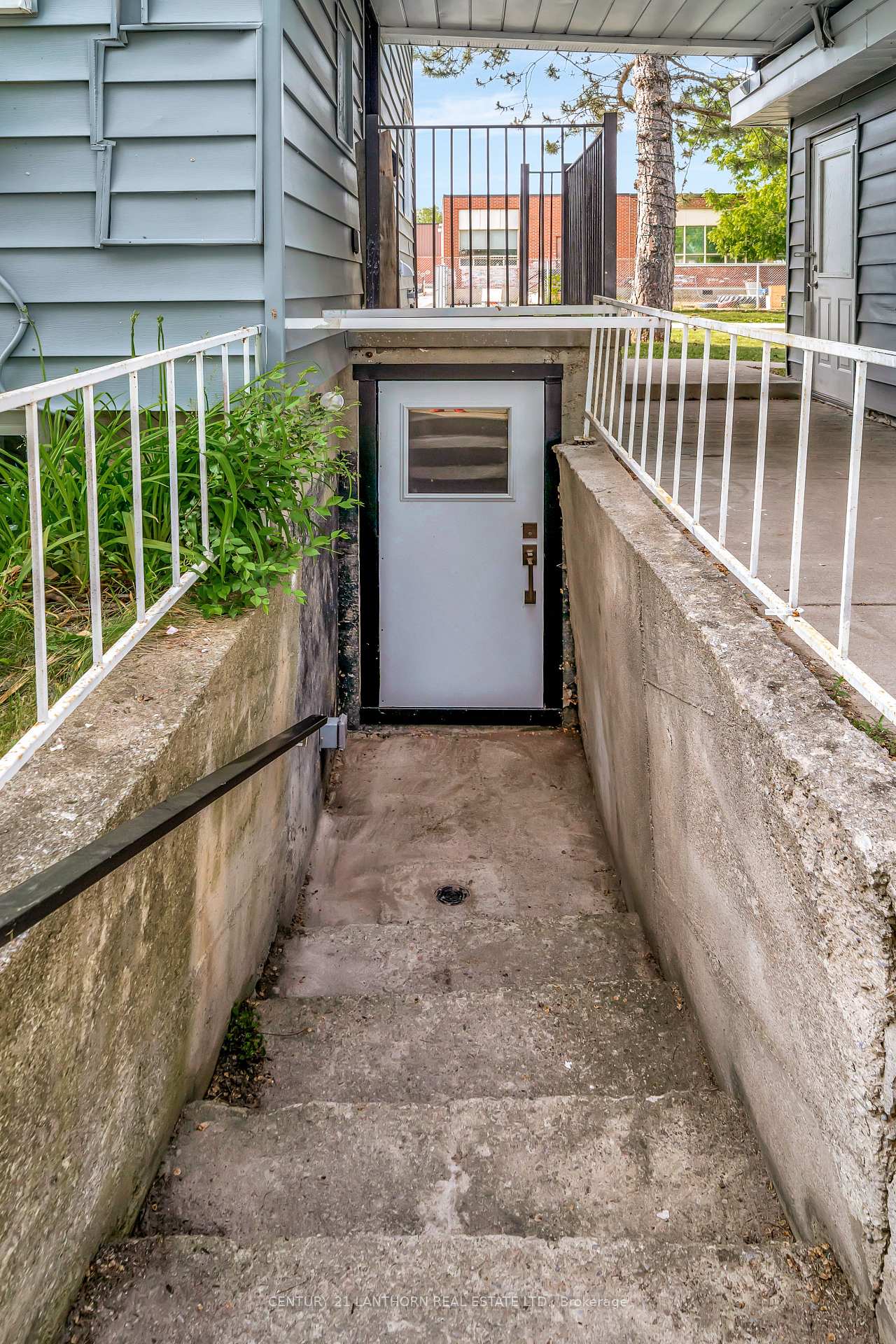 Photo 8 of 89 College Street E, Belleville, Belleville Ward — HOMEH