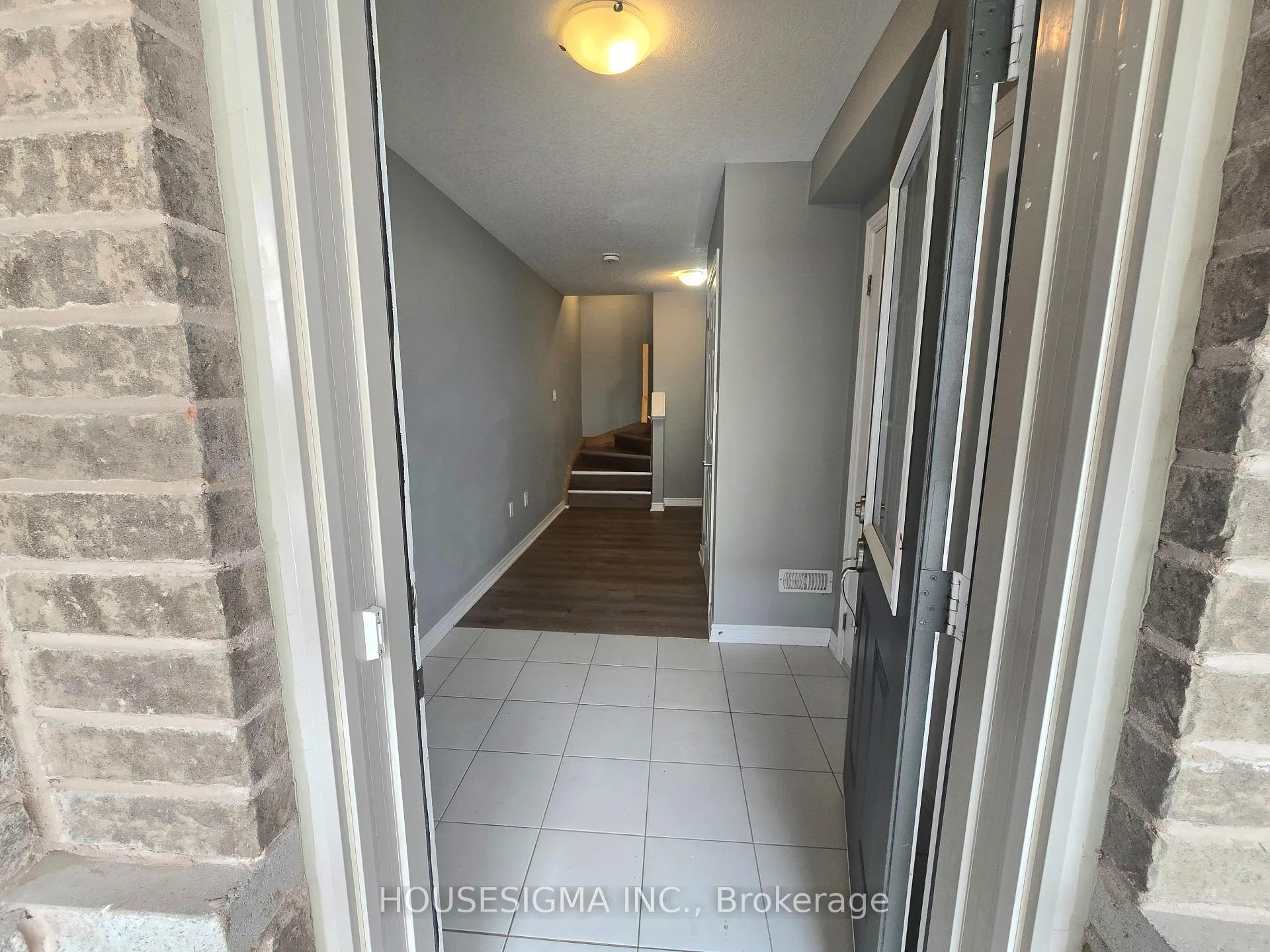 Photo 3 of Unit 36, 420 Linden Drive, Cambridge — HOMEH