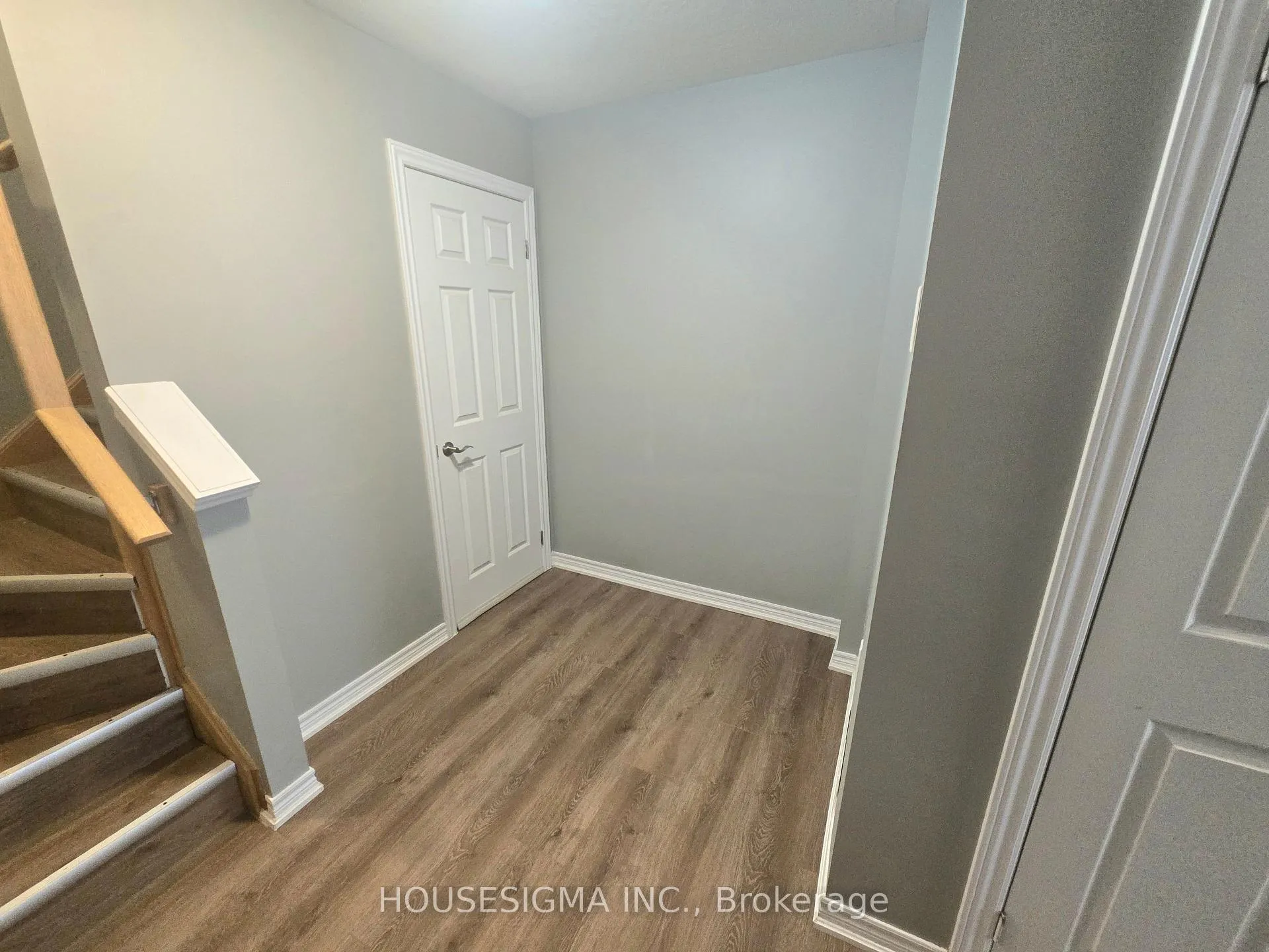 Photo 5 of Unit 36, 420 Linden Drive, Cambridge — HOMEH