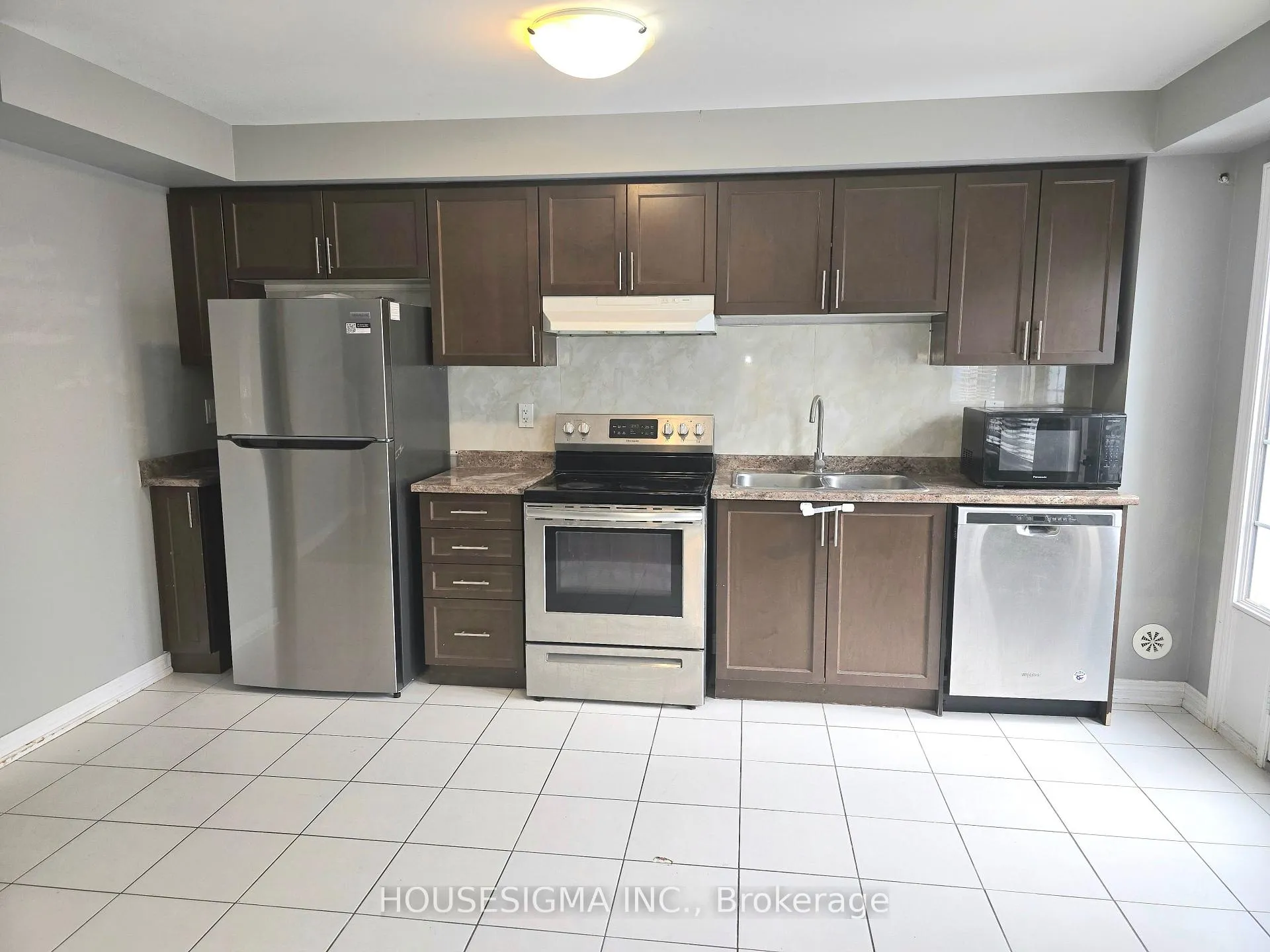 Photo 12 of Unit 36, 420 Linden Drive, Cambridge — HOMEH