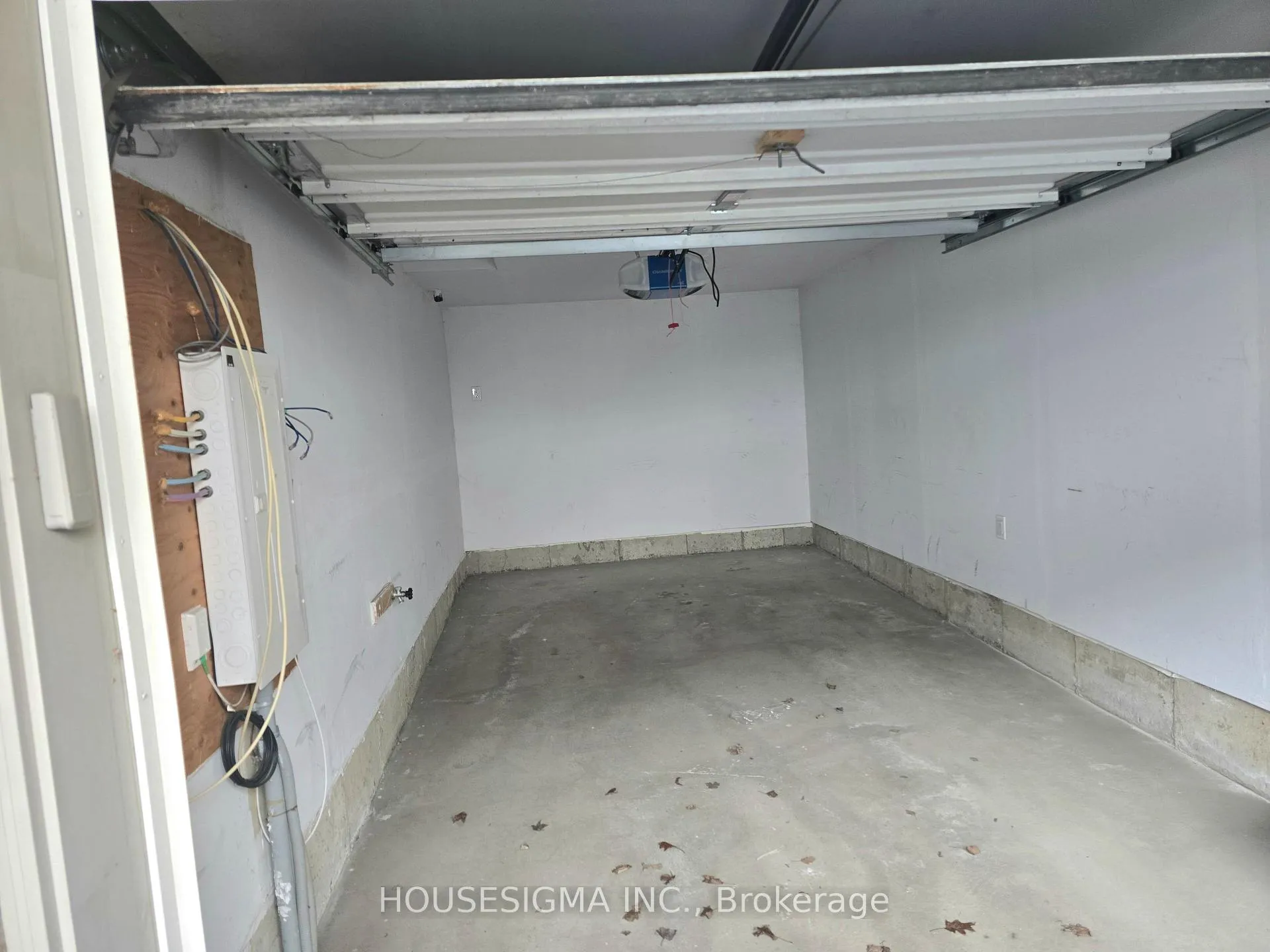 Photo 24 of Unit 36, 420 Linden Drive, Cambridge — HOMEH
