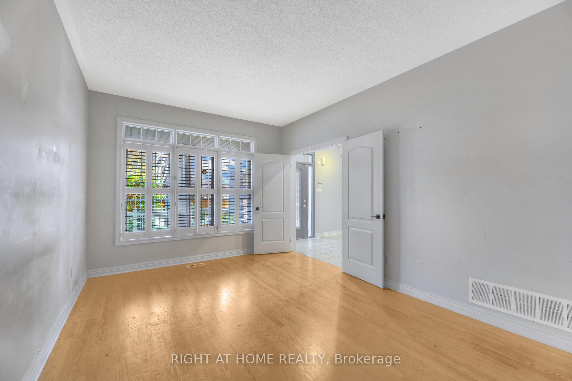 Photo 7 of 107 Pinebrook Circle, Caledon, Rural Caledon — HOMEH