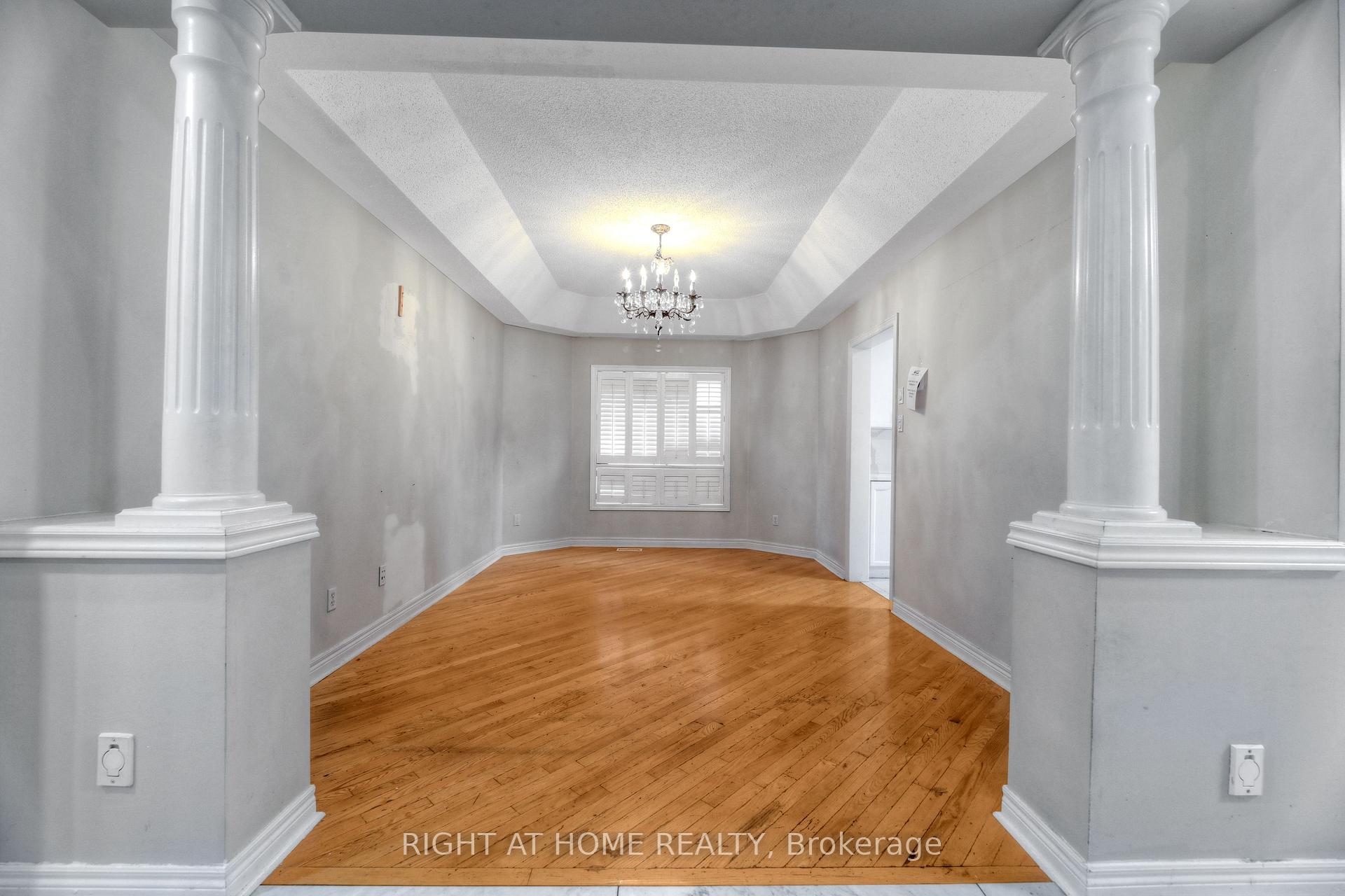 Photo 10 of 107 Pinebrook Circle, Caledon, Rural Caledon — HOMEH