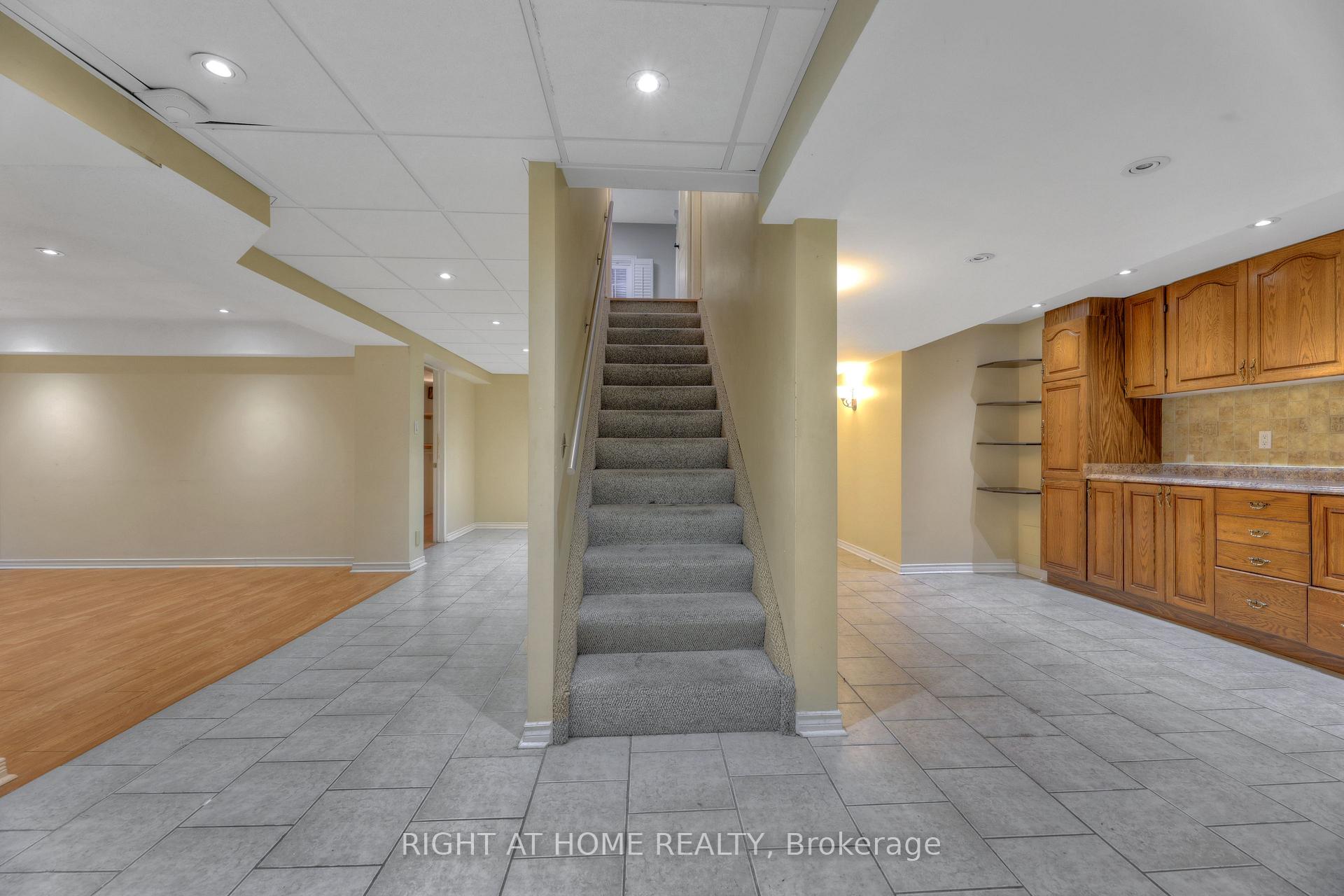 Photo 18 of 107 Pinebrook Circle, Caledon, Rural Caledon — HOMEH