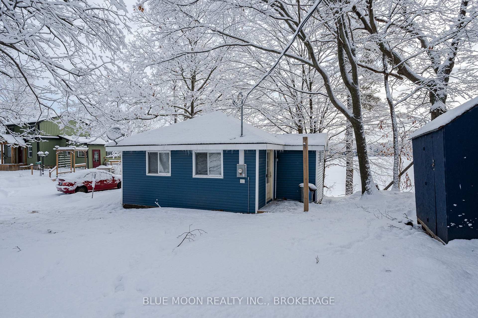 Front of 1004 Masonville Lane