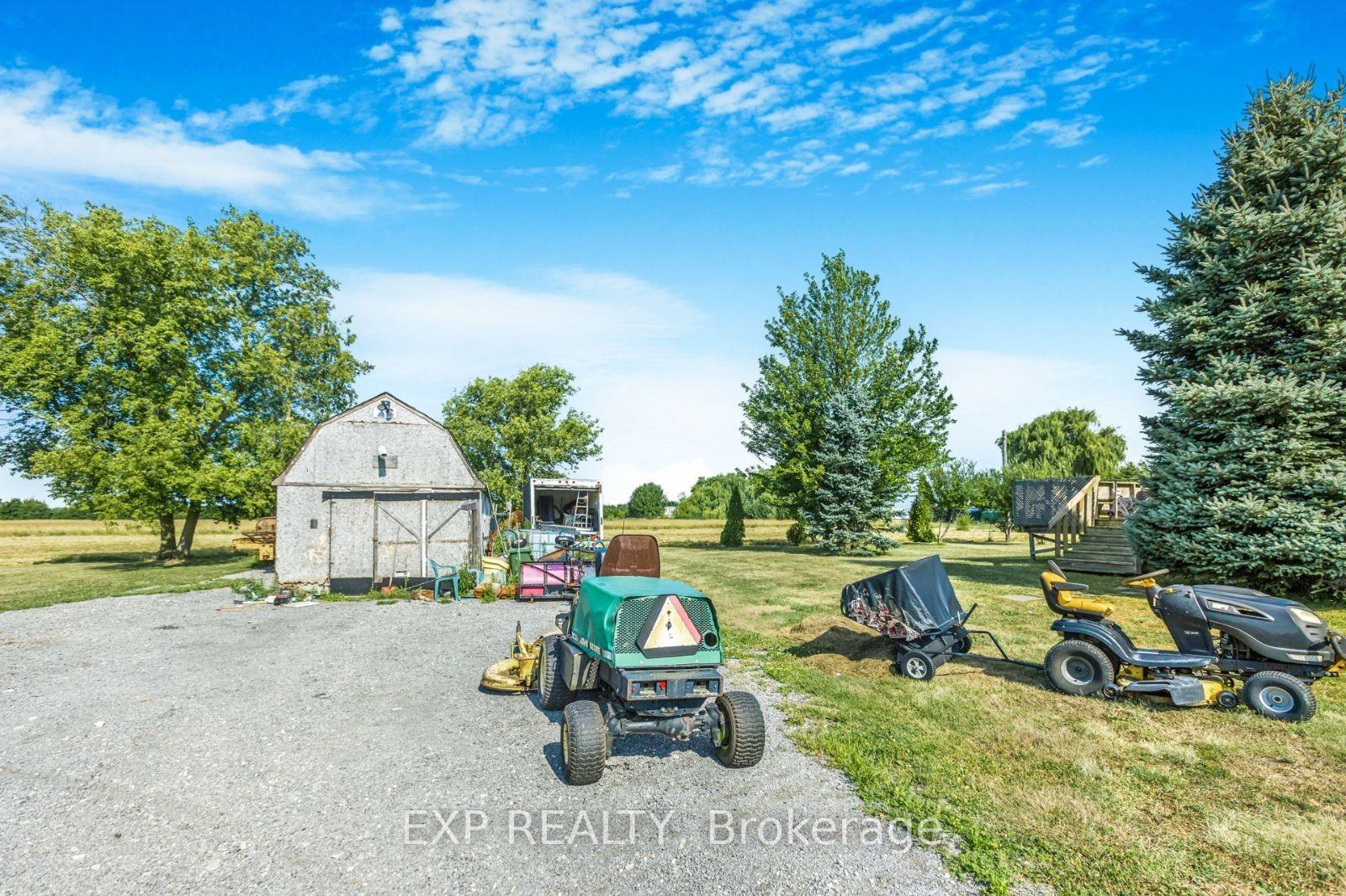 Photo 15 of 95 Second Road E, Hamilton, Rural Stoney Creek — HOMEH