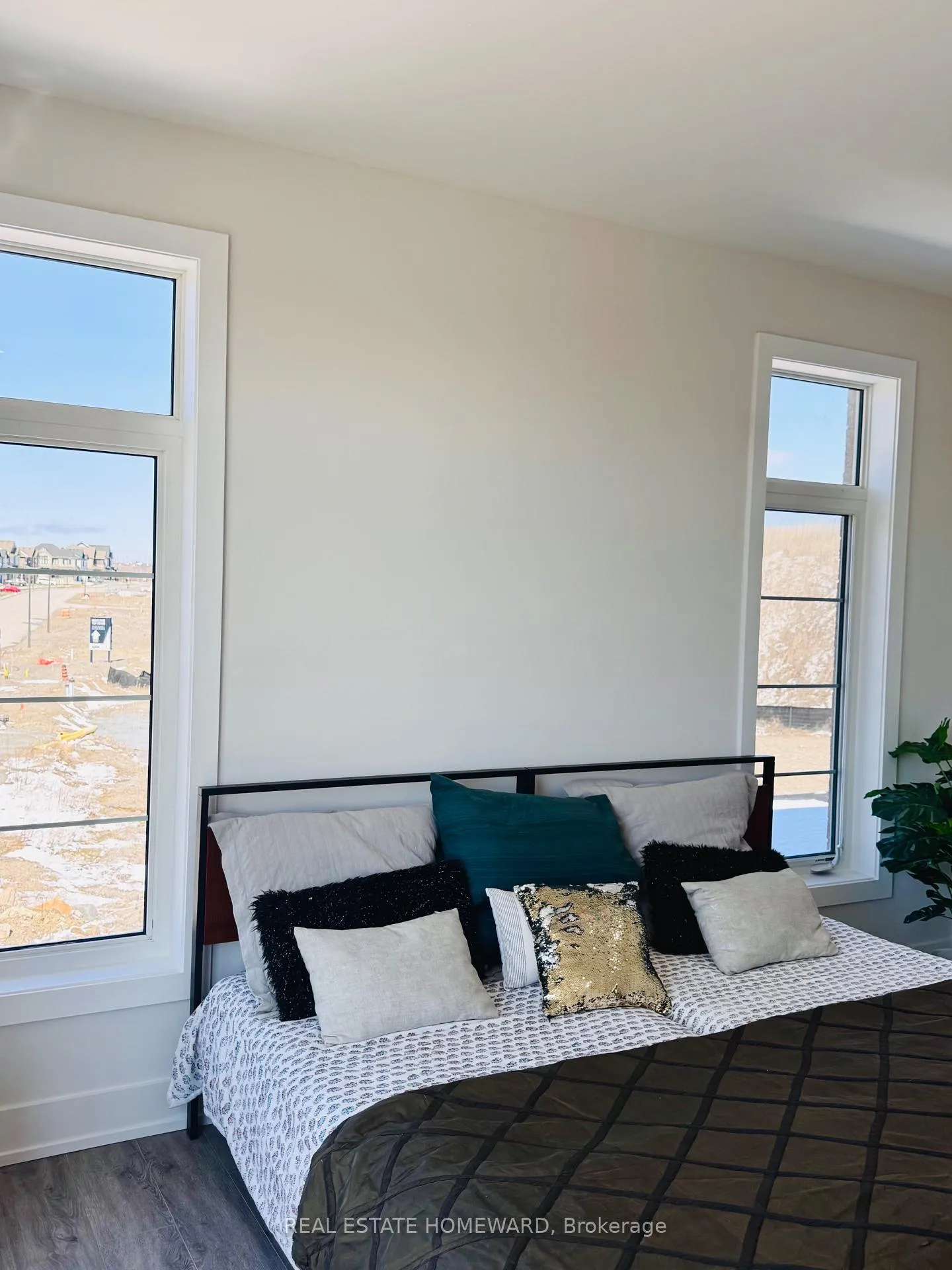 Photo 34 of 960 Lockie Drive, Oshawa, Kedron — HOMEH