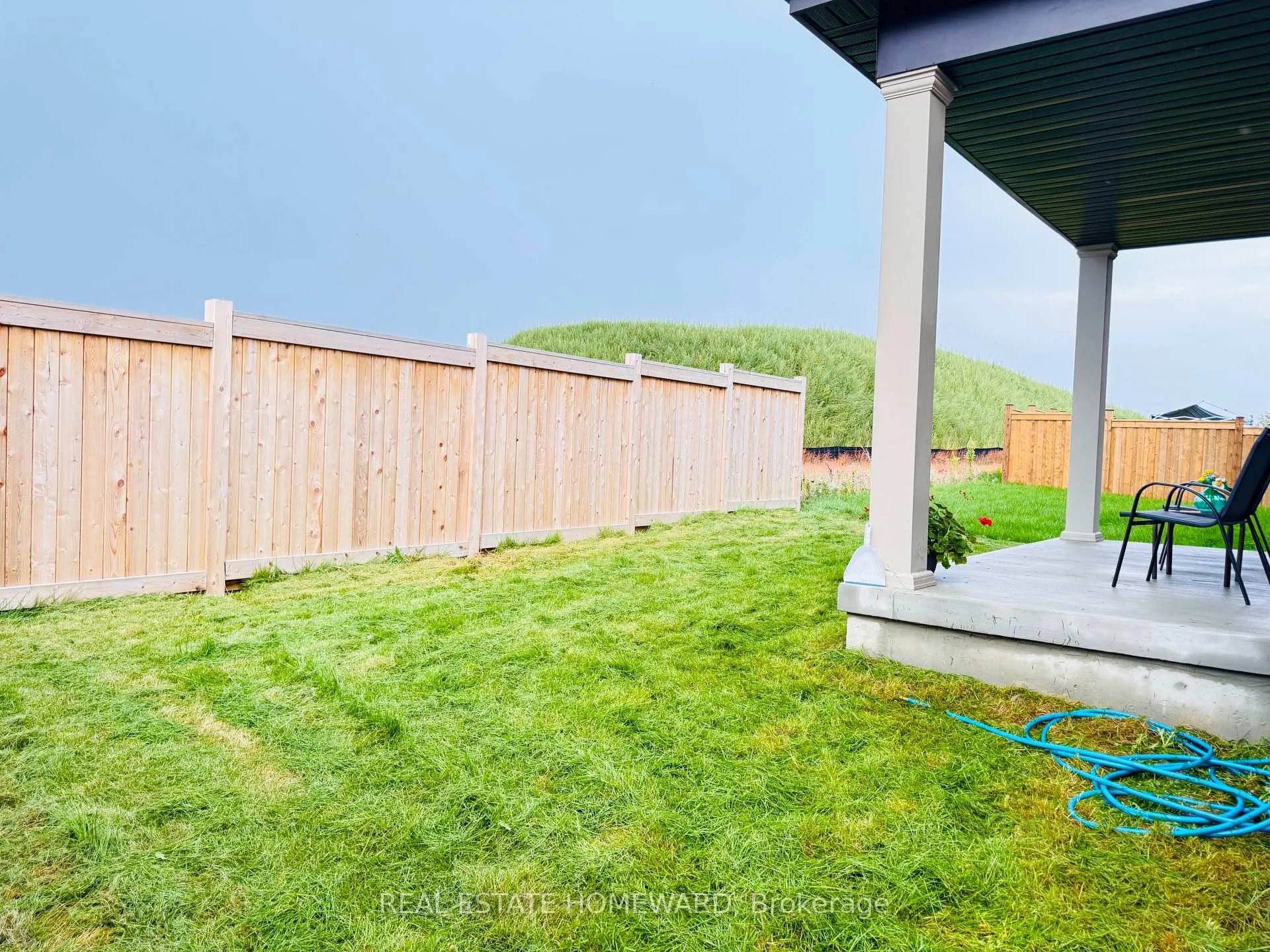 Photo 47 of 960 Lockie Drive, Oshawa, Kedron — HOMEH