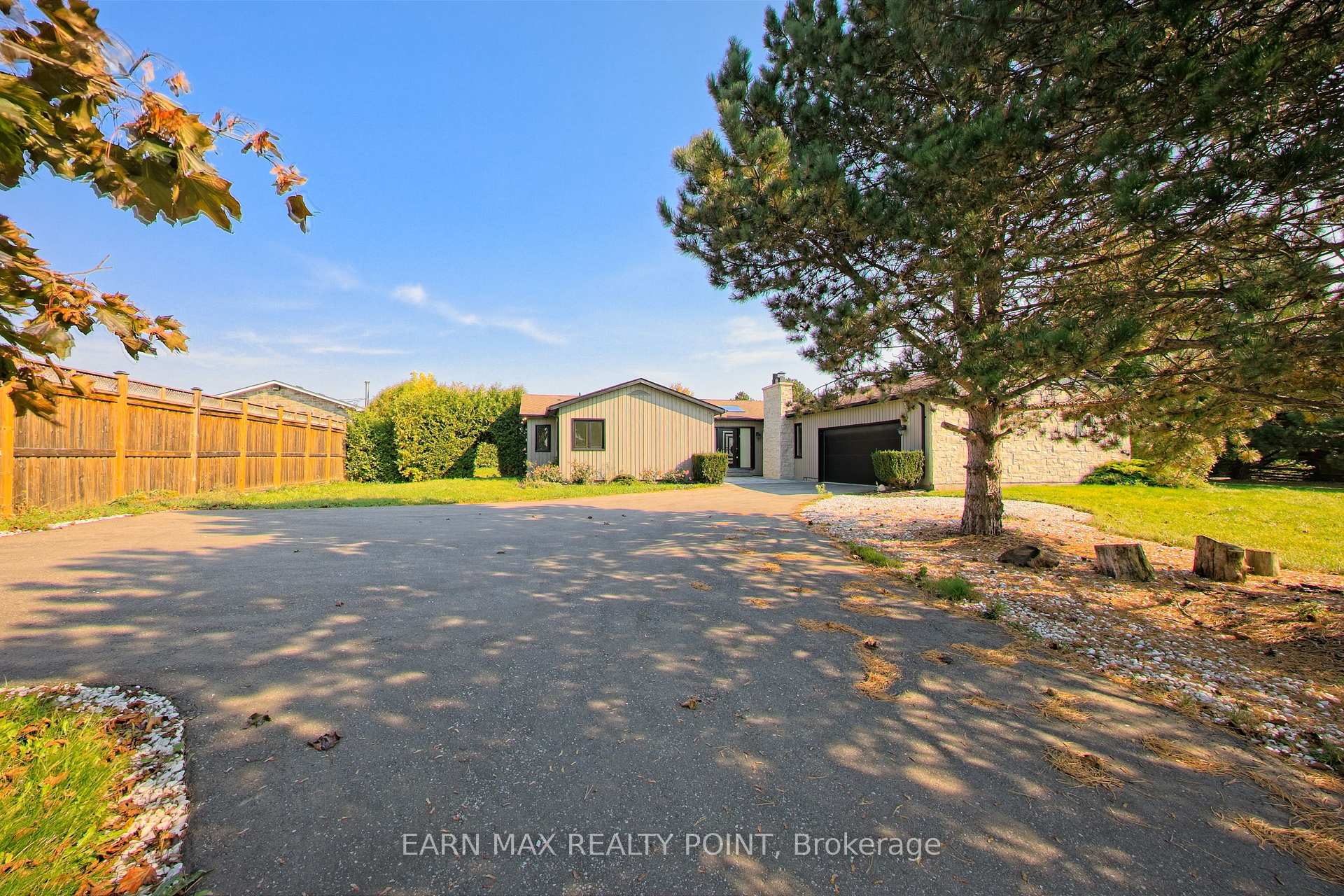 Front of 14399 Kennedy Road