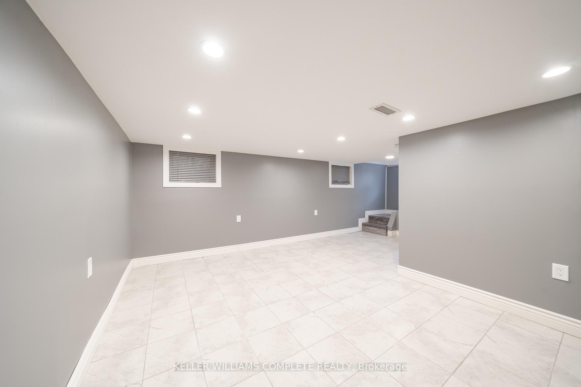 Photo 21 of 109 Tolton Avenue, Hamilton, Normanhurst — HOMEH