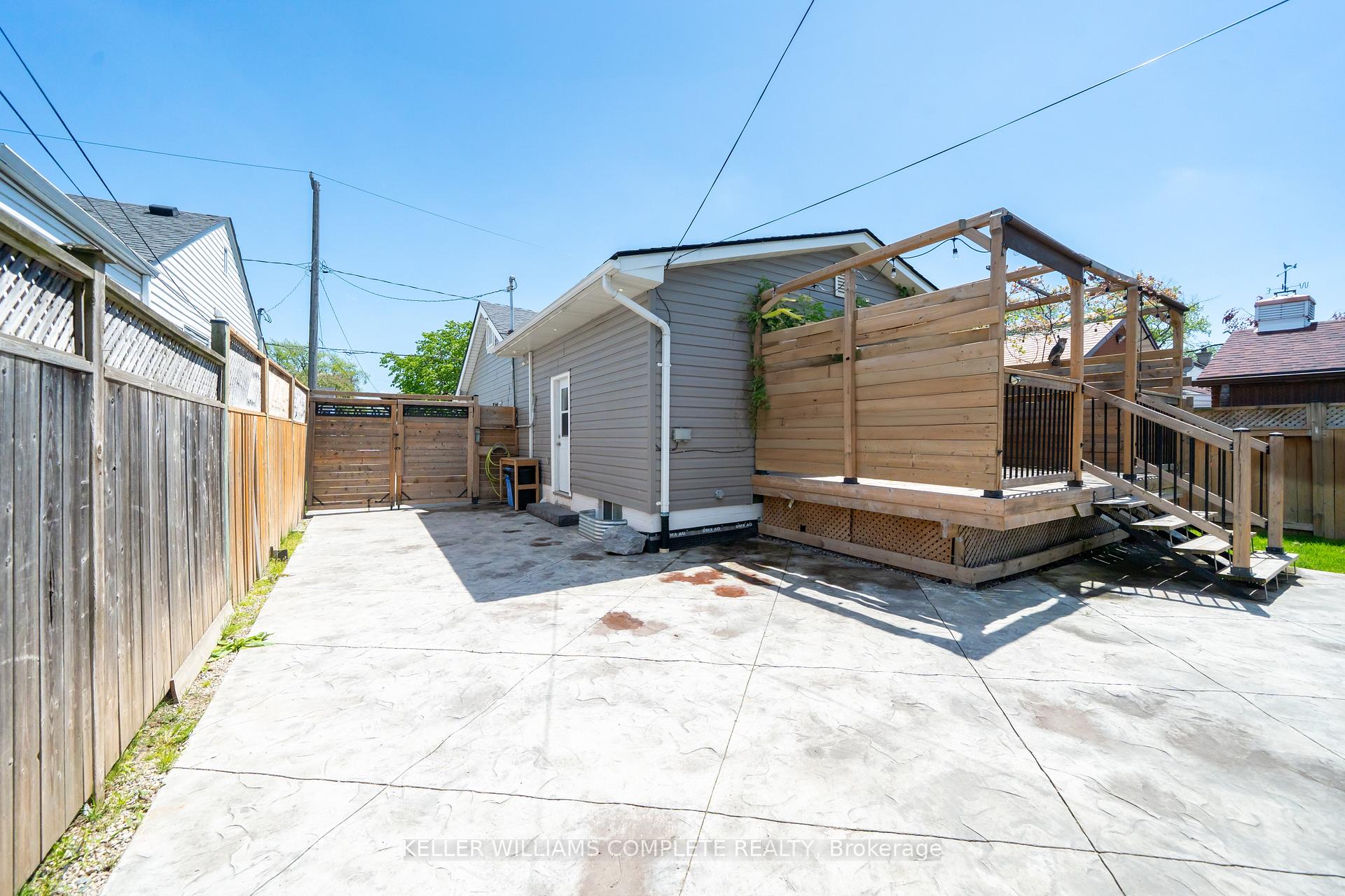 Photo 31 of 109 Tolton Avenue, Hamilton, Normanhurst — HOMEH