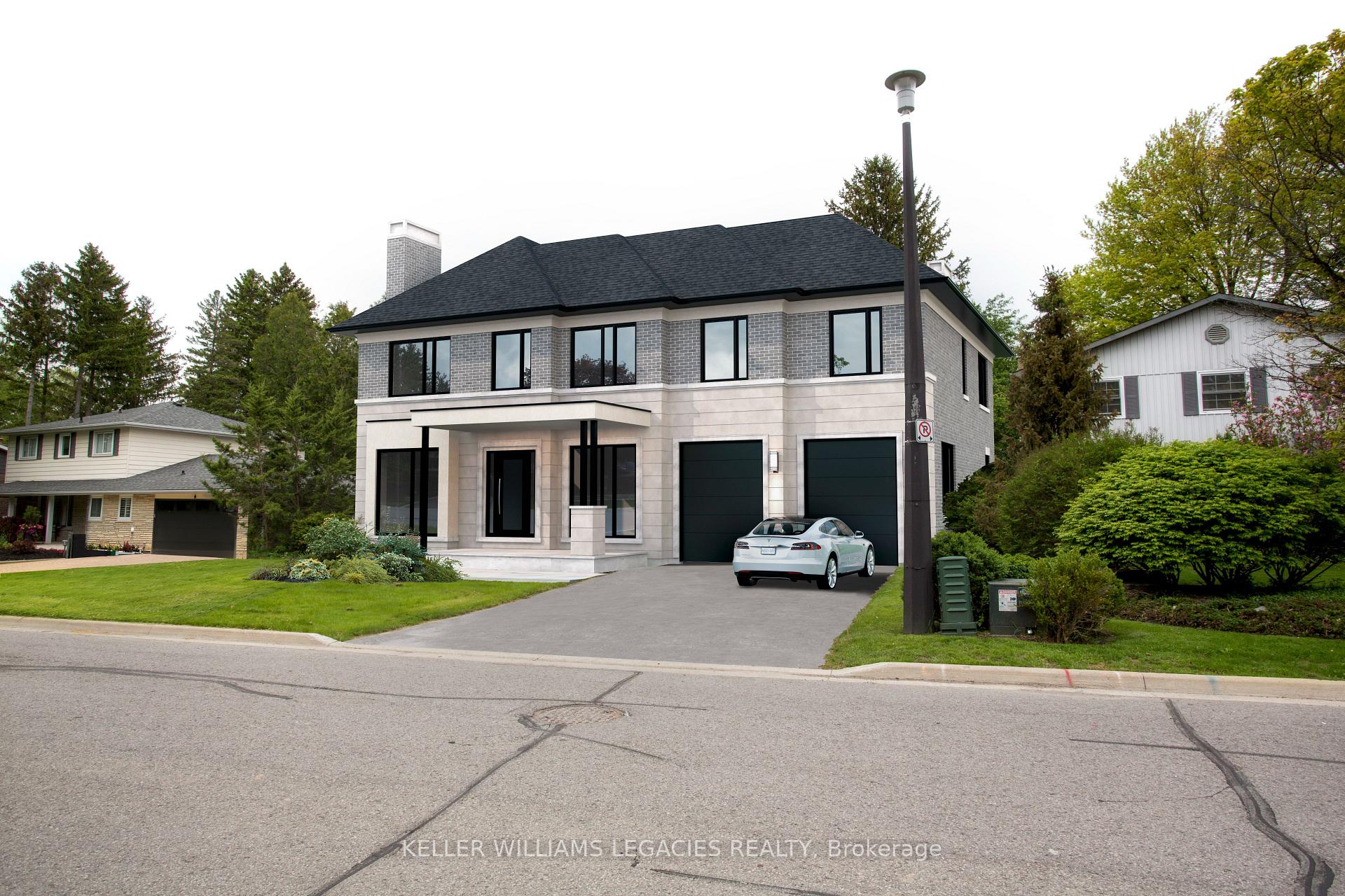 Front of 10 Hawthorne Lane