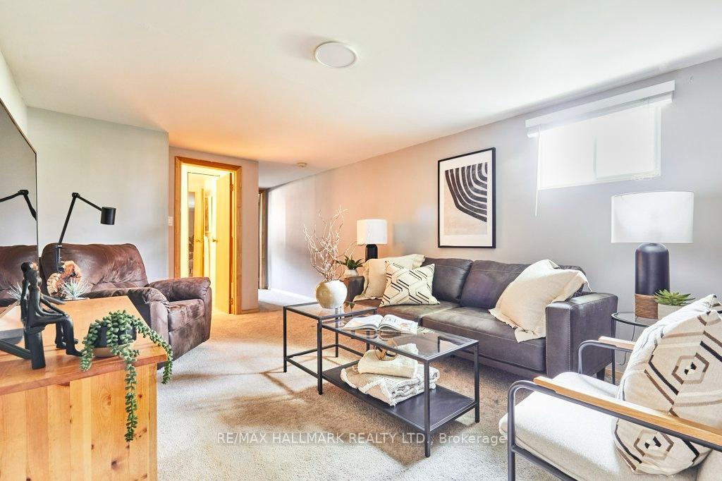 Photo 15 of 145 Clements Road E, Ajax, South East — HOMEH