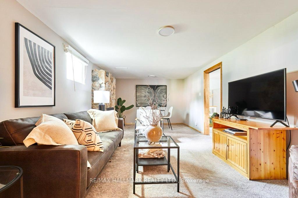 Photo 18 of 145 Clements Road E, Ajax, South East — HOMEH
