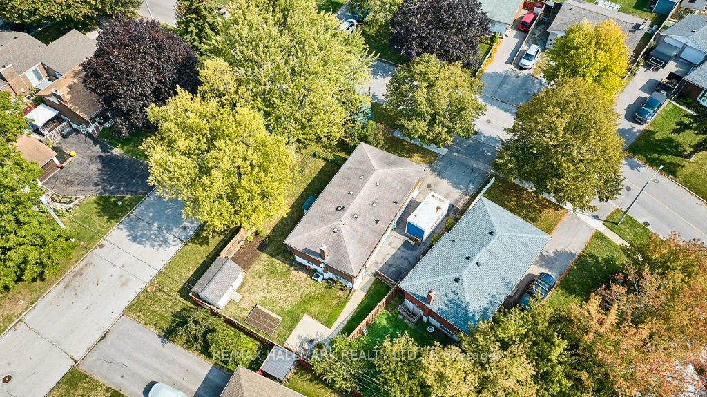 Photo 25 of 145 Clements Road E, Ajax, South East — HOMEH