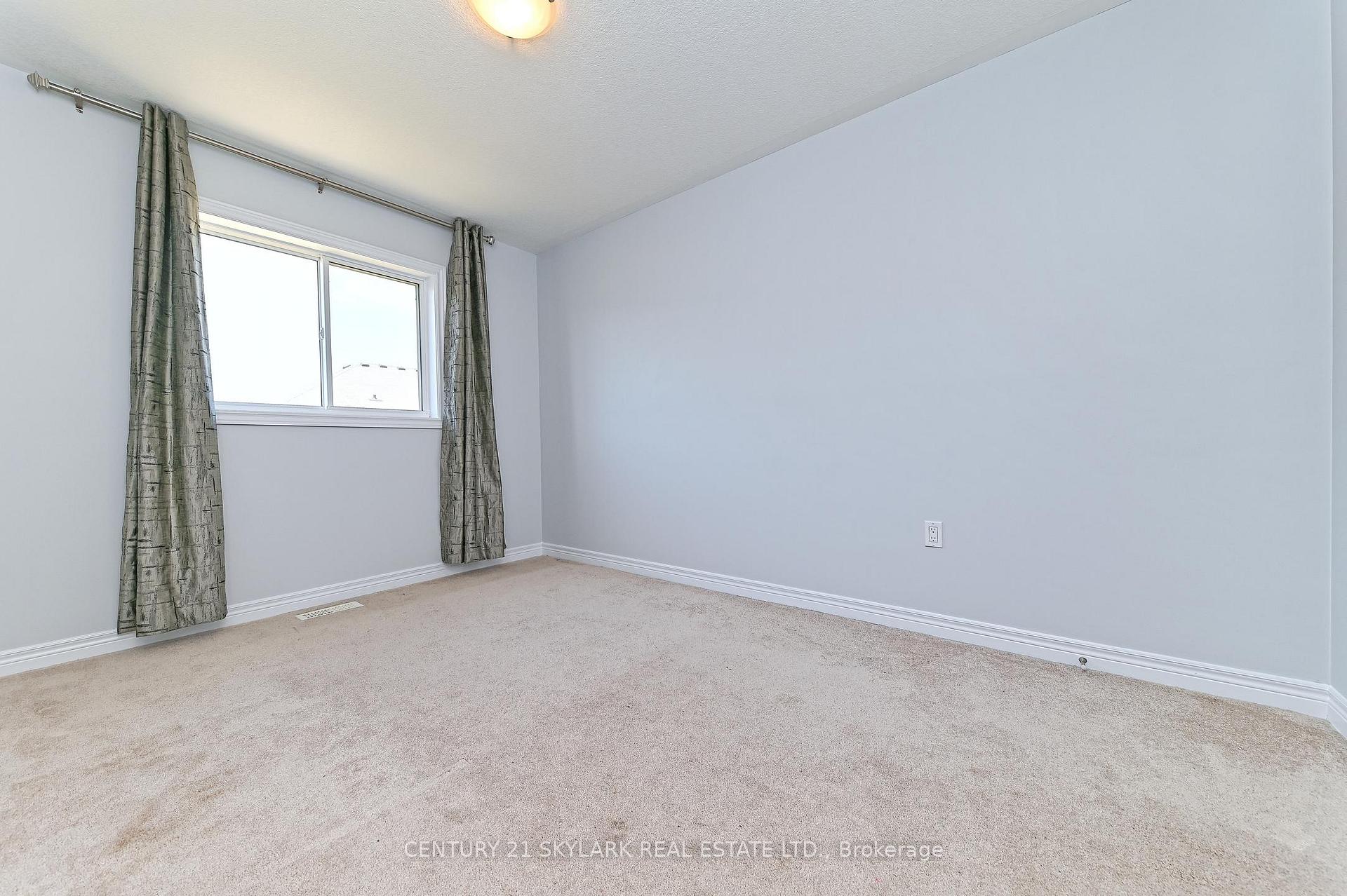 Photo 24 of 94 Charleswood Crescent, Hamilton, Rural Glanbrook — HOMEH