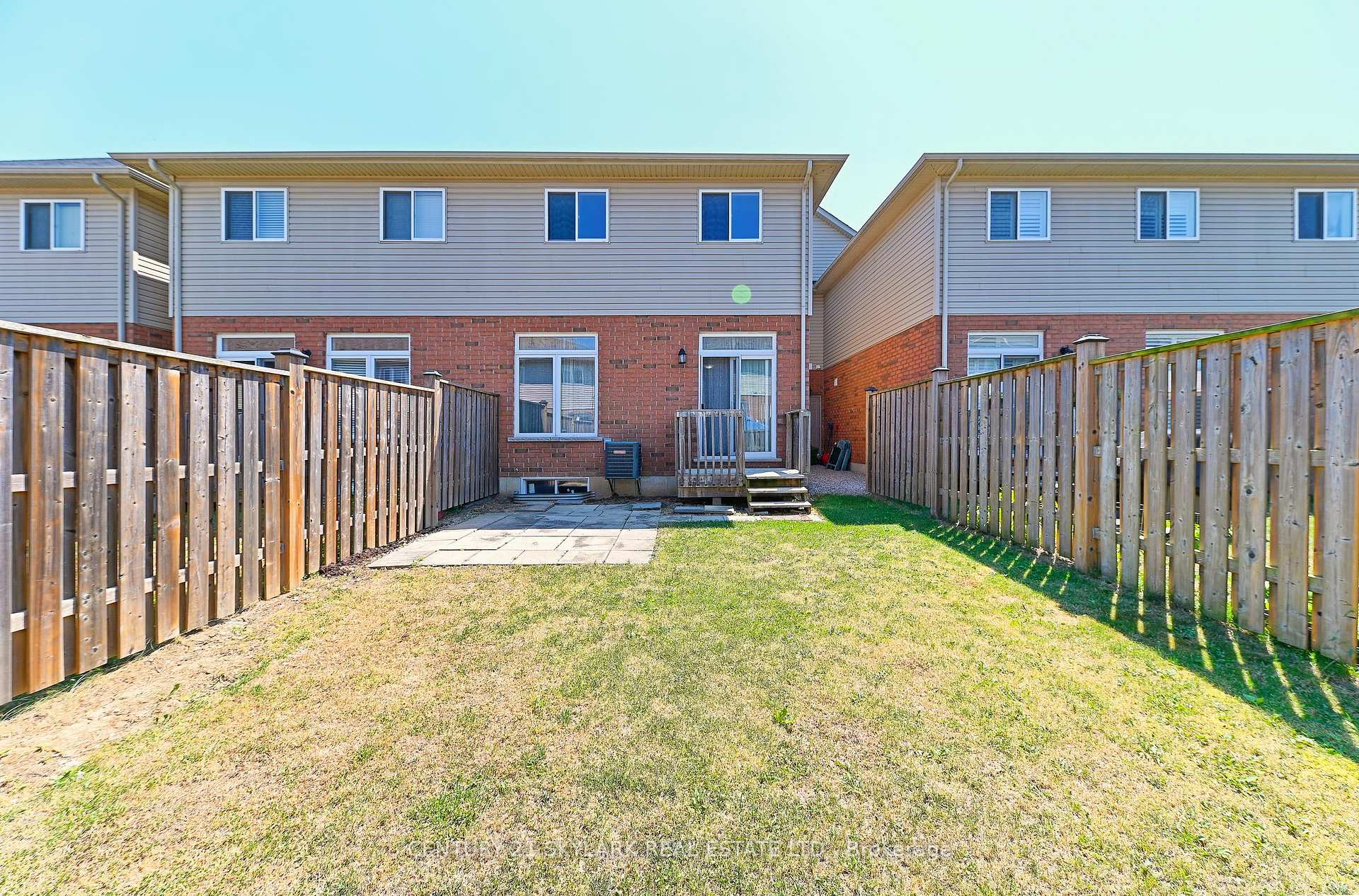 Photo 31 of 94 Charleswood Crescent, Hamilton, Rural Glanbrook — HOMEH