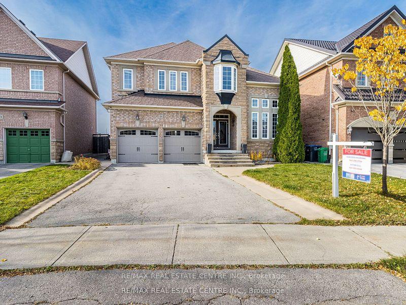 Photo 2 of 31 Donherb Crescent, Caledon, Rural Caledon — HOMEH
