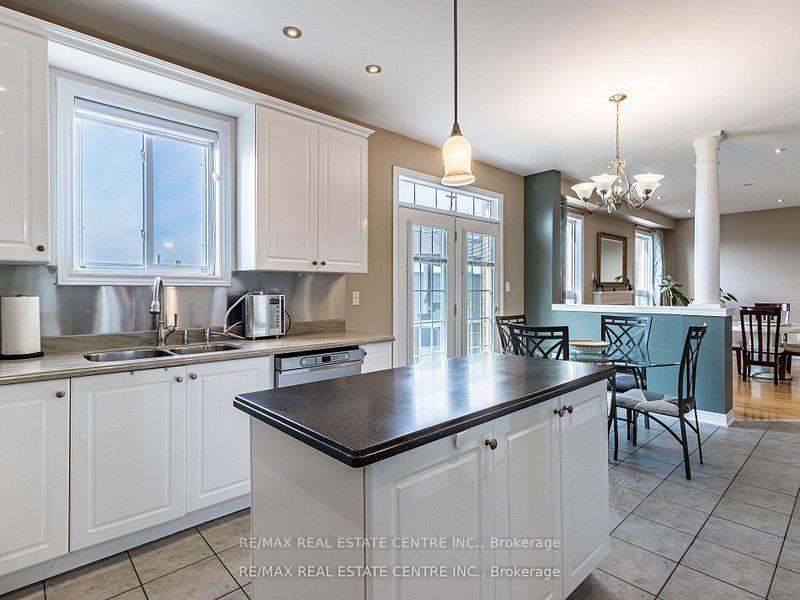 Photo 20 of 31 Donherb Crescent, Caledon, Rural Caledon — HOMEH