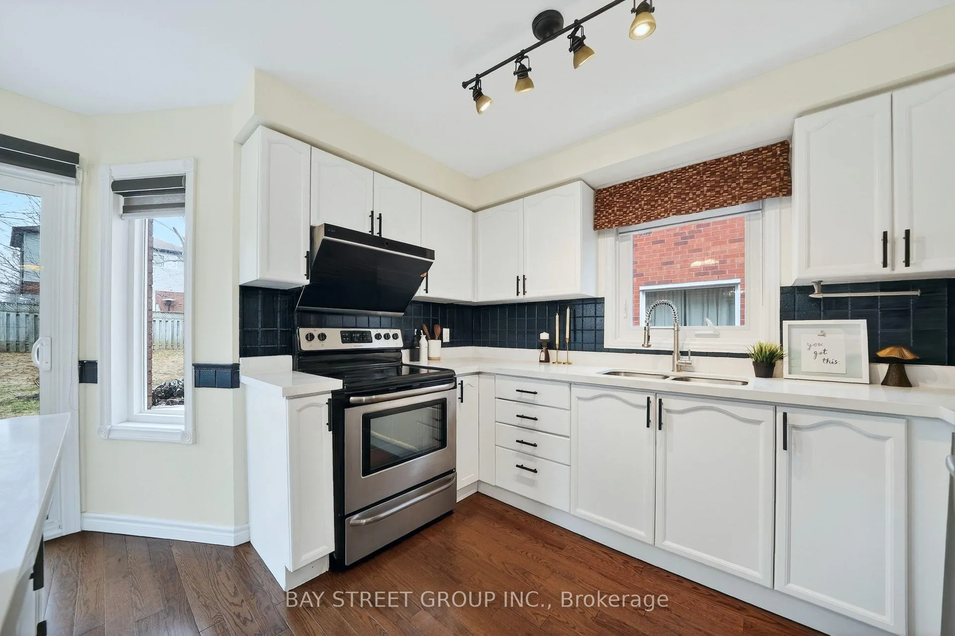 Photo 14 of 97 Bishop Drive, Barrie, Ardagh — HOMEH