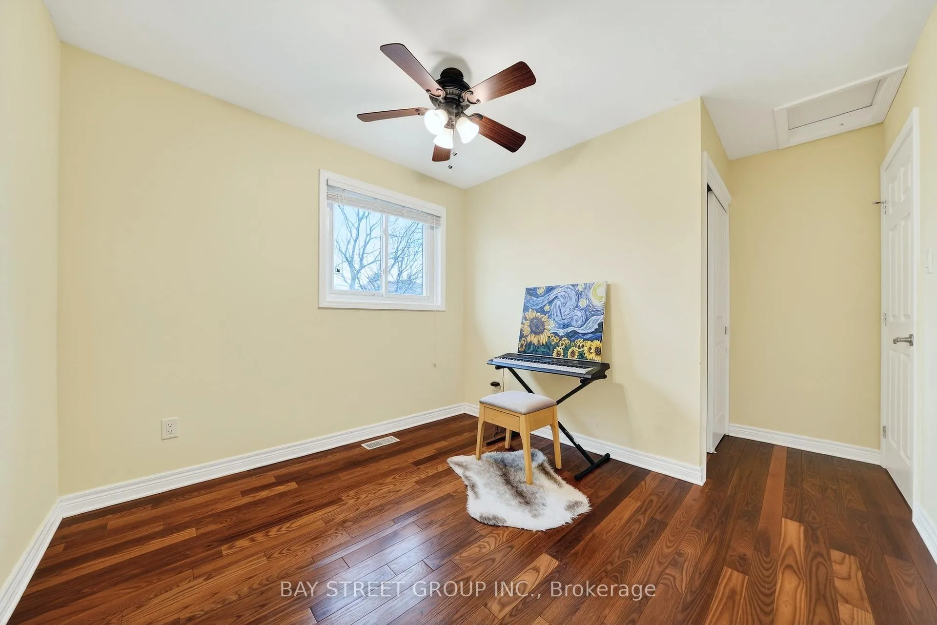 Photo 25 of 97 Bishop Drive, Barrie, Ardagh — HOMEH