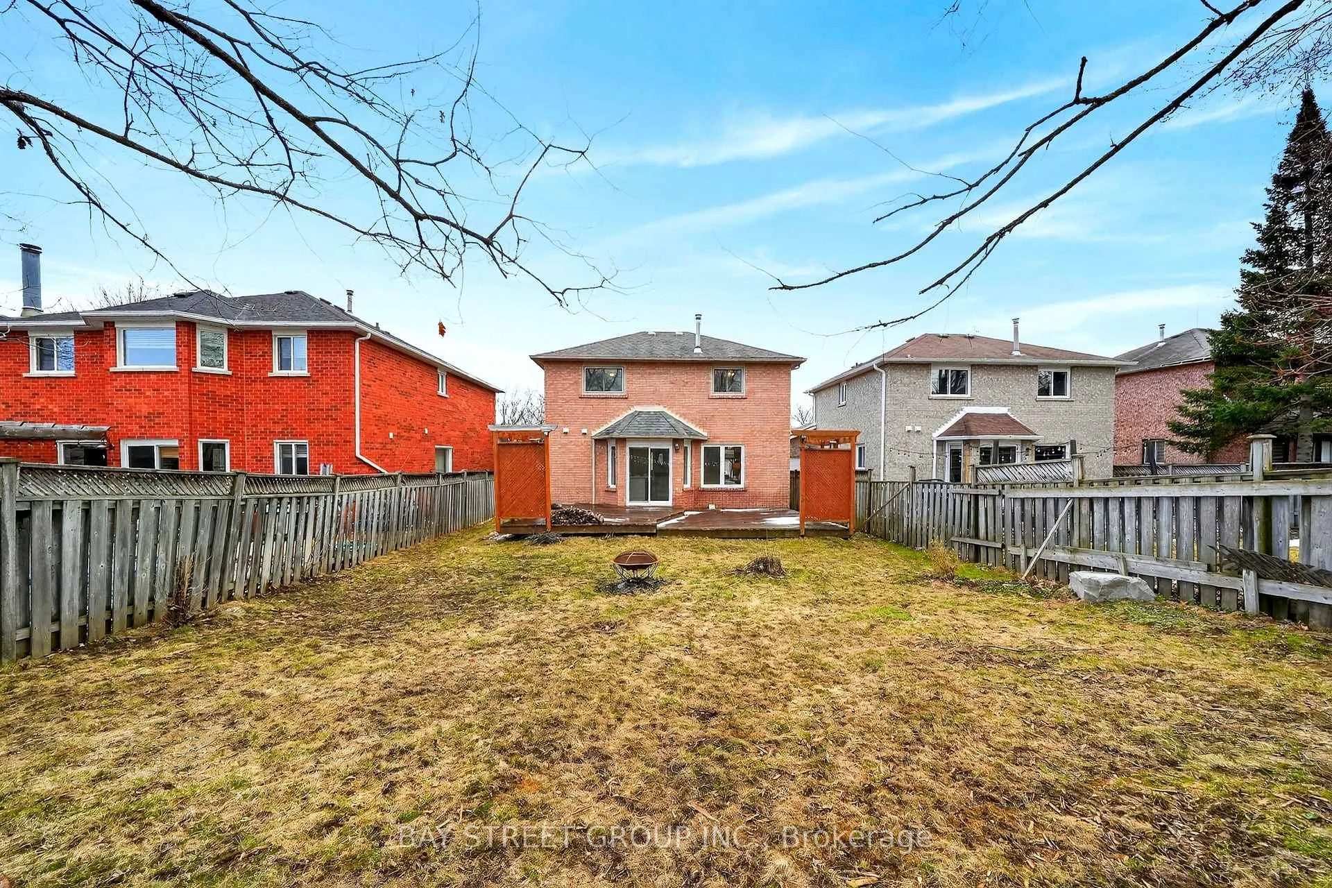 Photo 34 of 97 Bishop Drive, Barrie, Ardagh — HOMEH