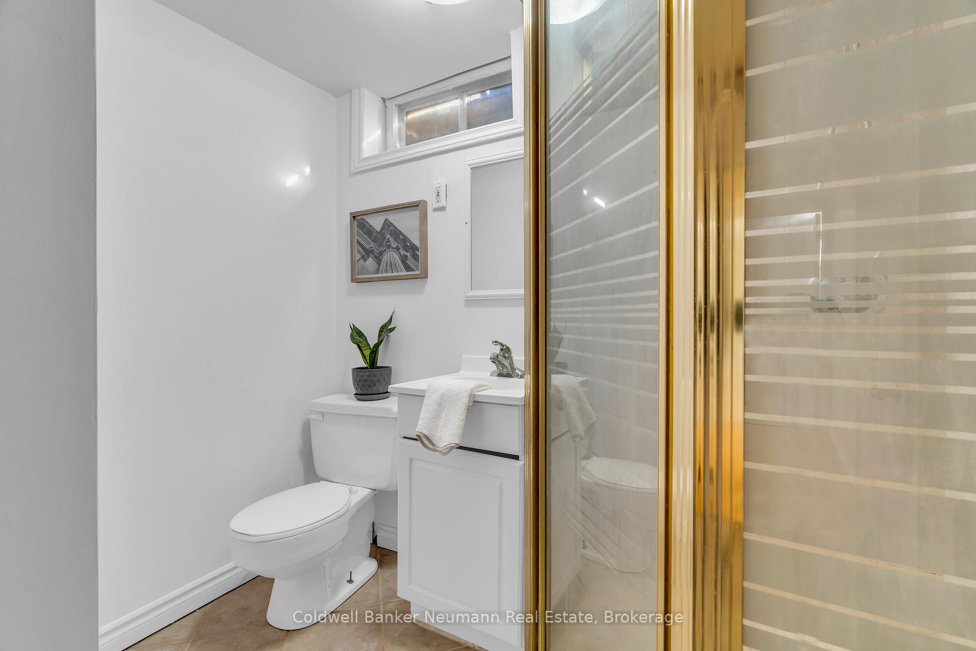 Photo 27 of 17 Argyle Drive, Guelph, Dovercliffe Park/Old University — HOMEH