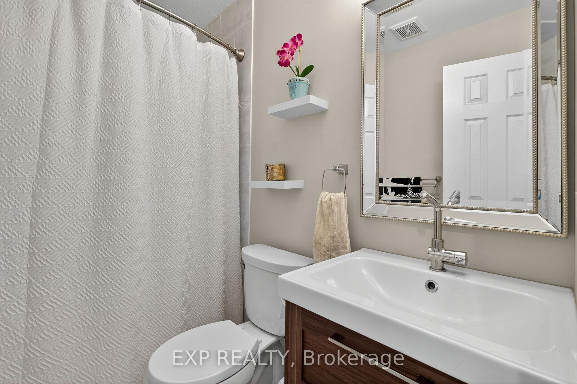 Photo 17 of 7 Pacific Avenue, Barrie, Little Lake — HOMEH