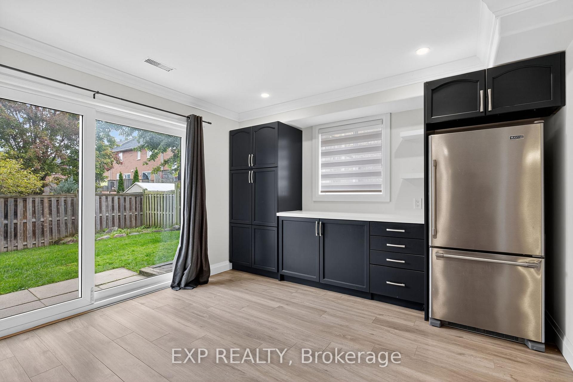 Photo 35 of 7 Pacific Avenue, Barrie, Little Lake — HOMEH