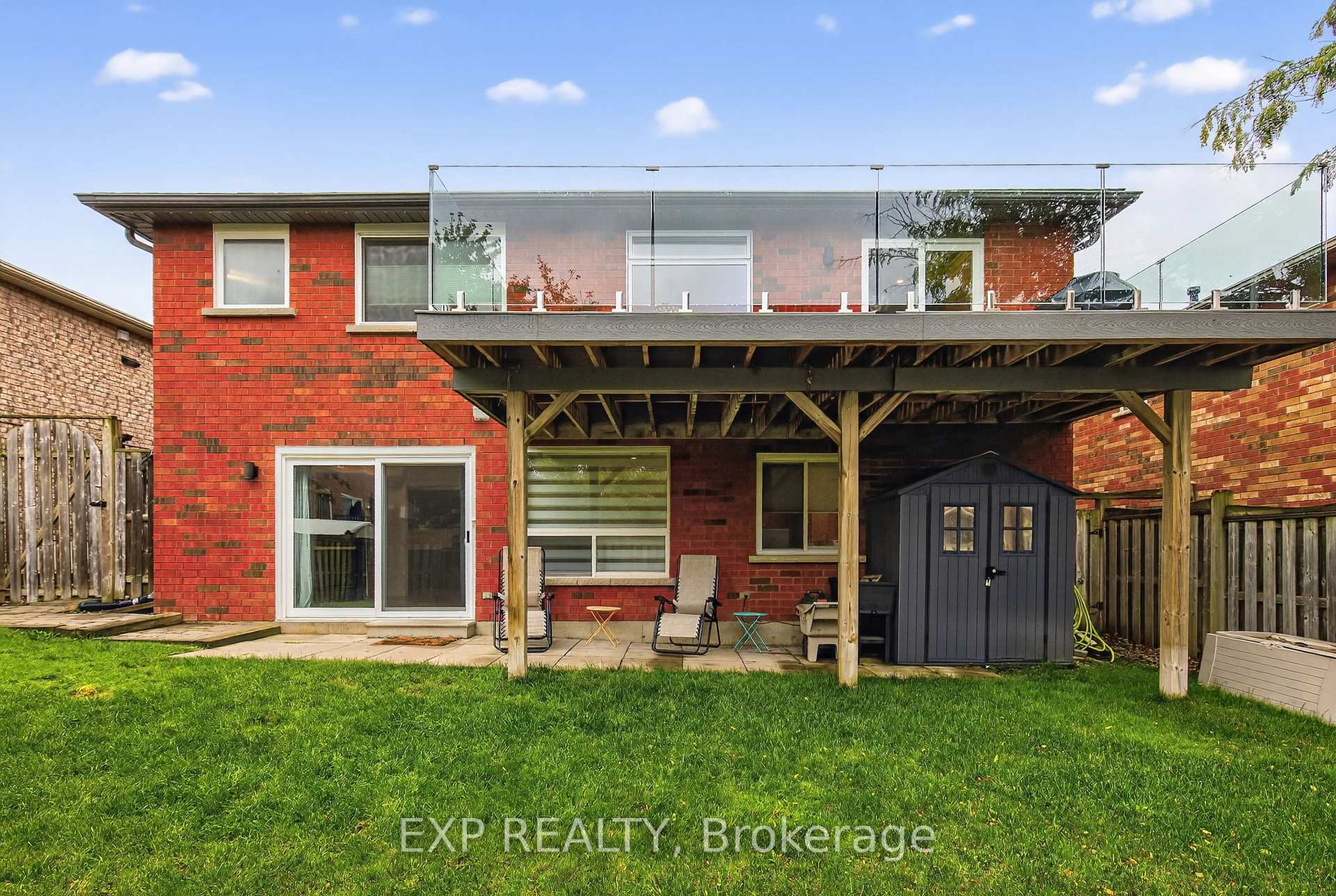 Photo 40 of 7 Pacific Avenue, Barrie, Little Lake — HOMEH