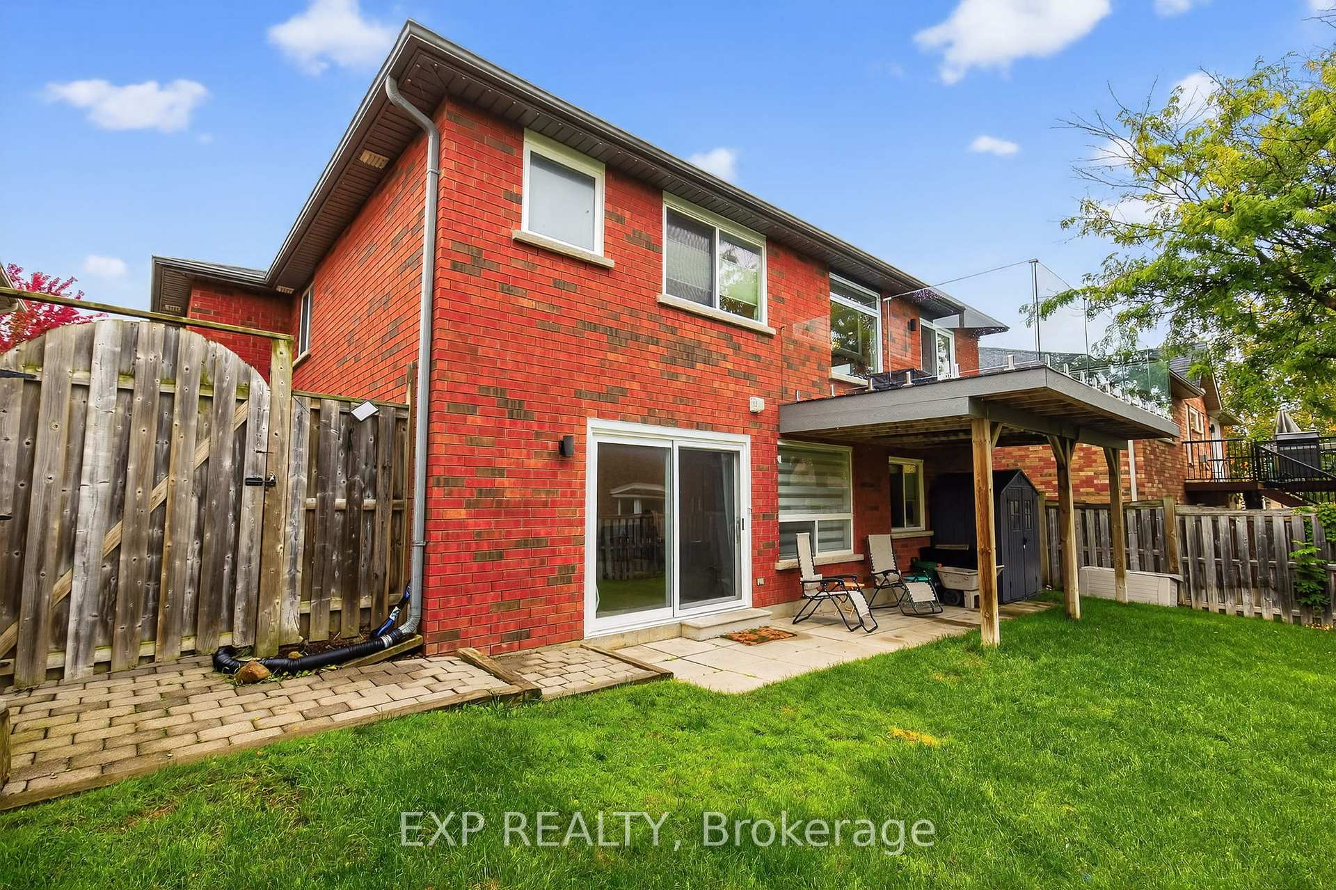Photo 39 of 7 Pacific Avenue, Barrie, Little Lake — HOMEH
