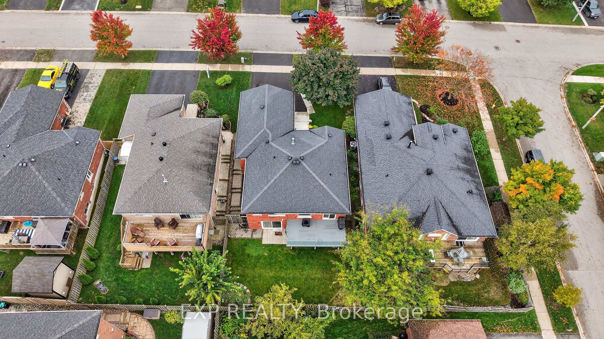 Photo 45 of 7 Pacific Avenue, Barrie, Little Lake — HOMEH