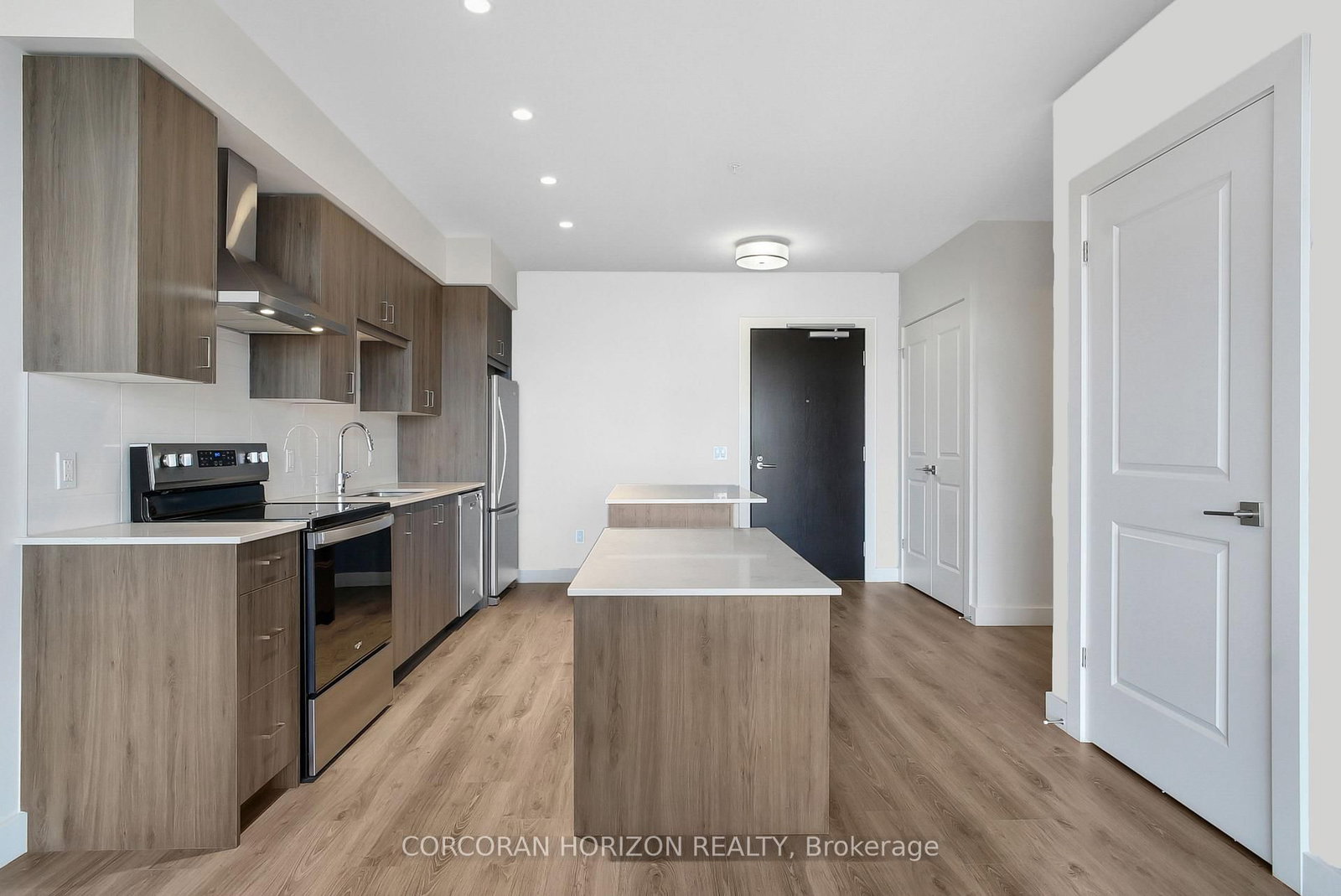 Photo 6 of Unit 710, 15 Glebe St, Cambridge, St. Andrews Estates — HOMEH