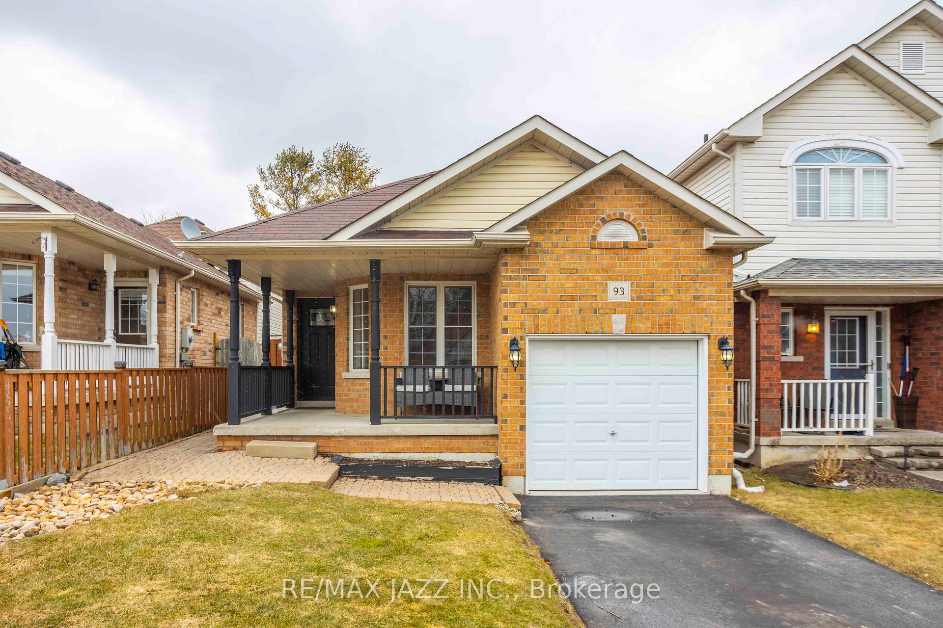 Photo 1 of 93 Kilgannon Avenue, Clarington, Courtice — HOMEH
