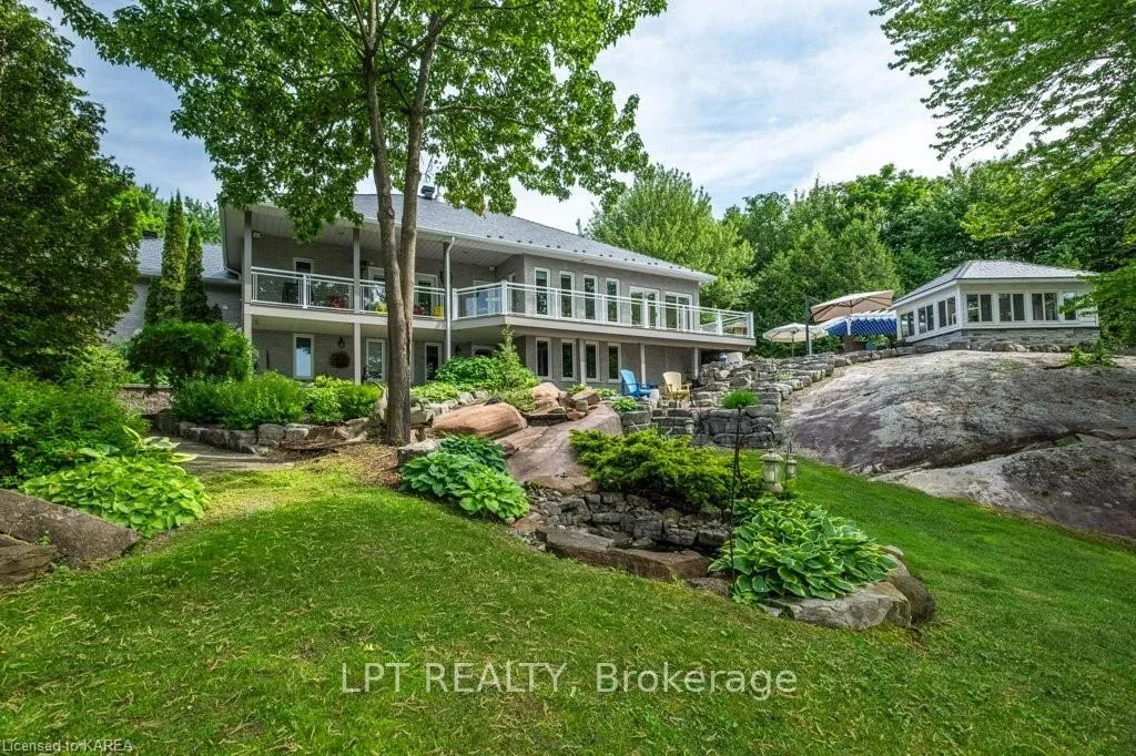 Front of 3909 Stone Point Road
