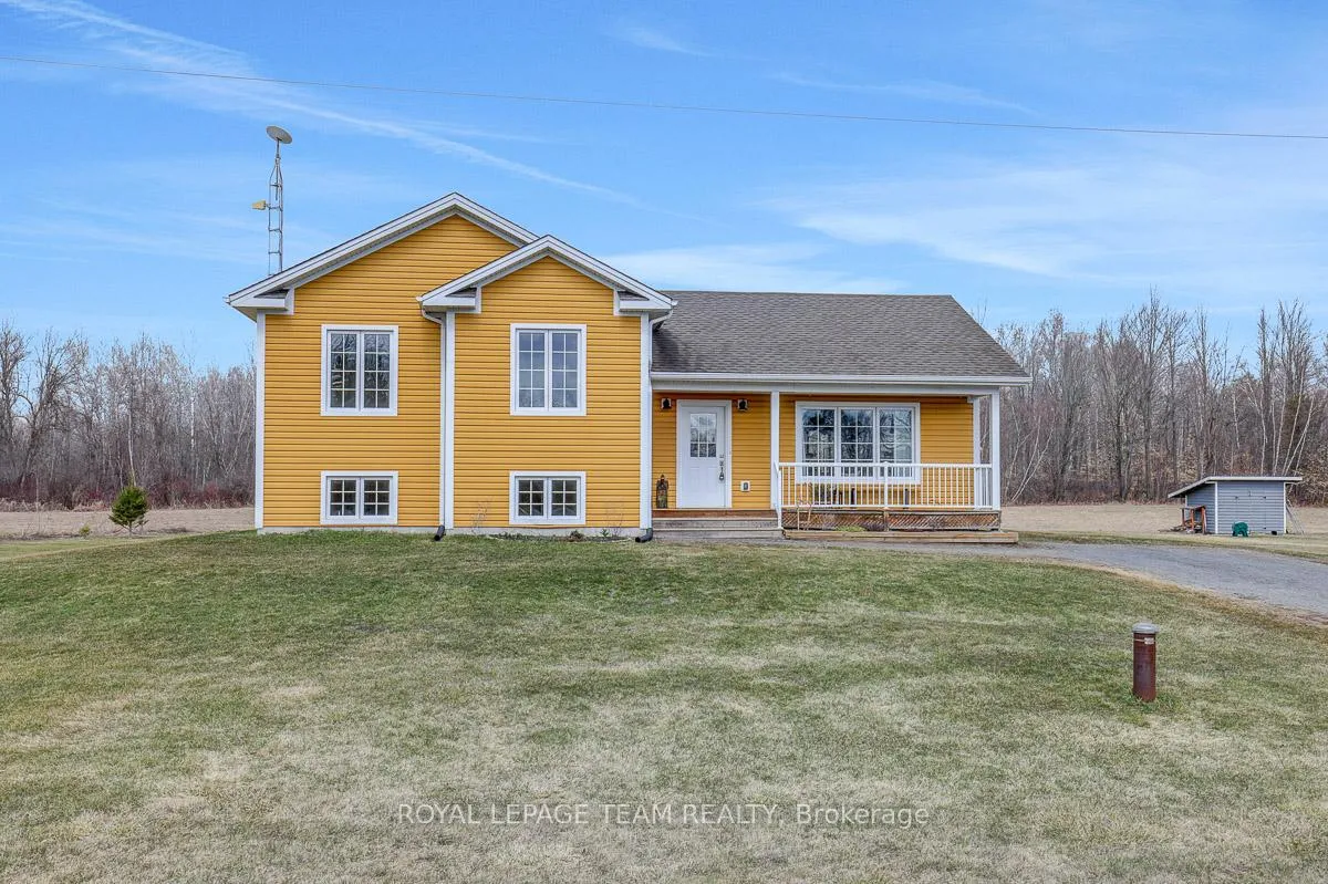 Photo 1 of 420 Hyndman Road, Edwardsburgh/Cardinal, Edwardsburgh/Cardinal Twp — HOMEH