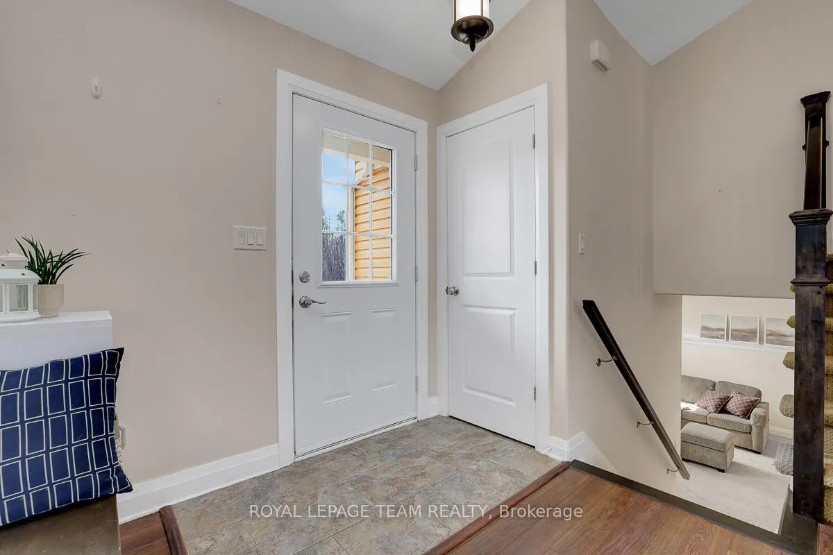 Photo 2 of 420 Hyndman Road, Edwardsburgh/Cardinal, Edwardsburgh/Cardinal Twp — HOMEH