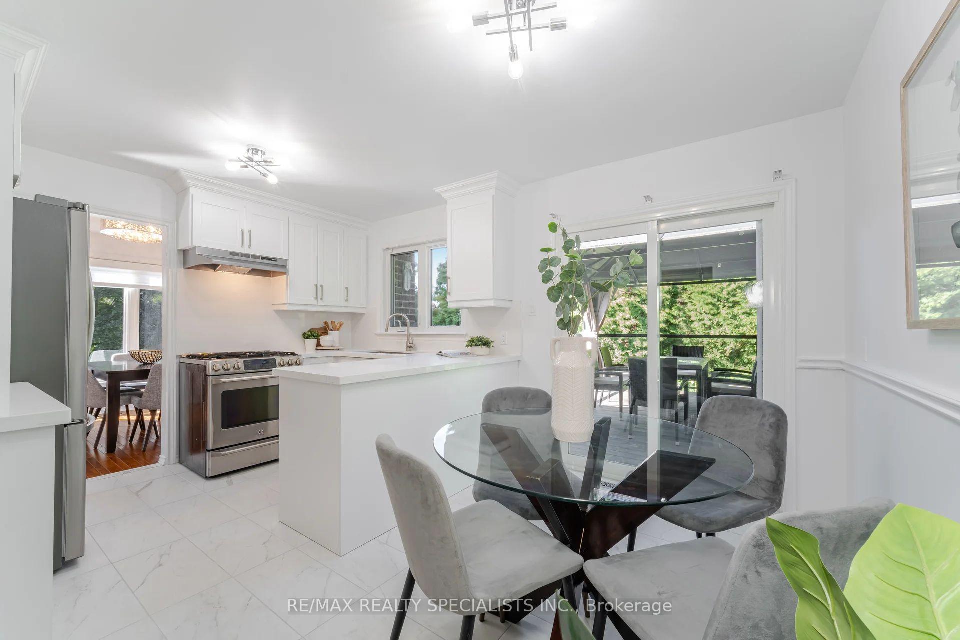 Photo 13 of 15 Valewood Drive, Caledon, Caledon East — HOMEH