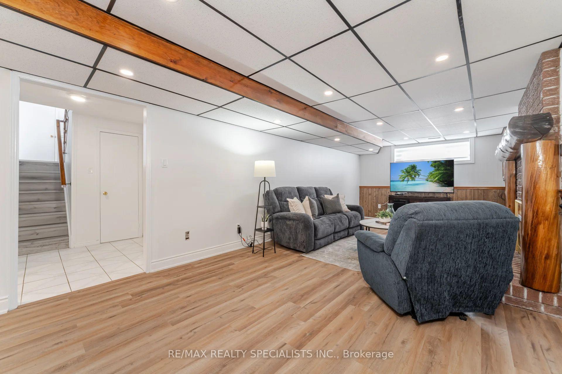 Photo 36 of 15 Valewood Drive, Caledon, Caledon East — HOMEH