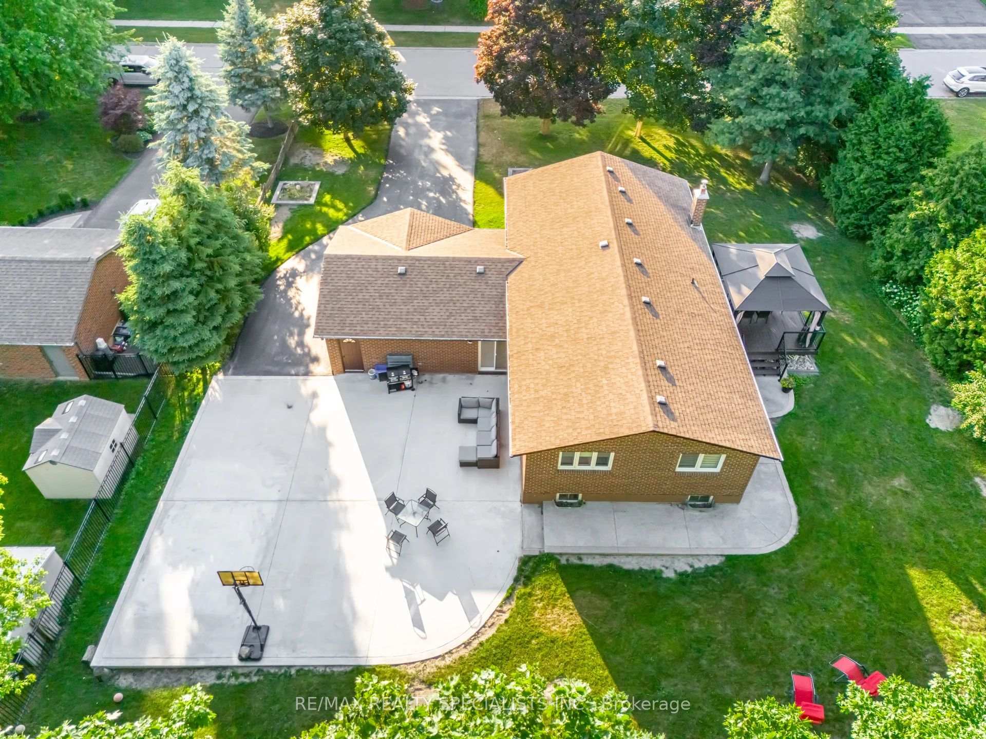 Photo 48 of 15 Valewood Drive, Caledon, Caledon East — HOMEH