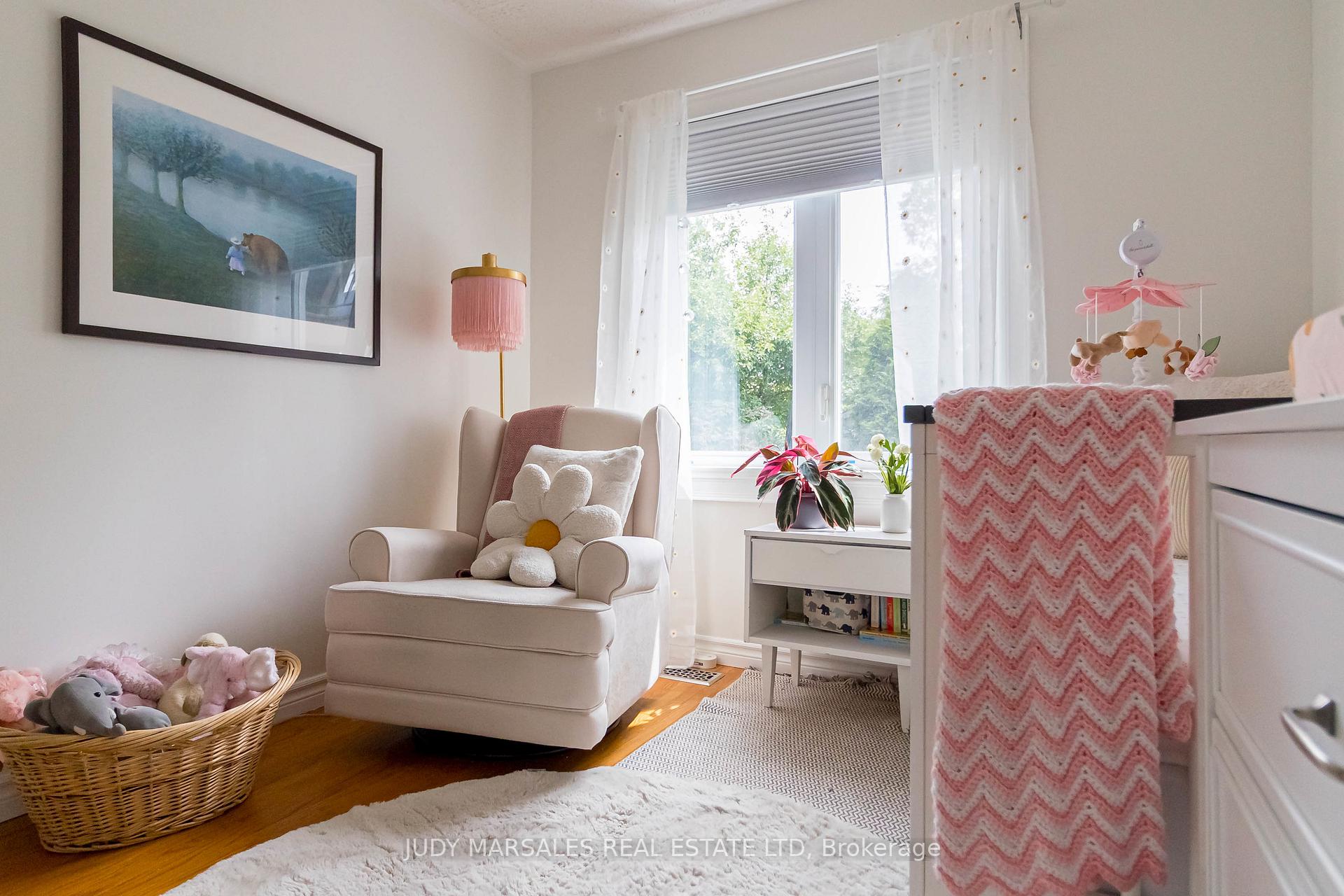 Photo 17 of 343 Charlton Avenue W, Hamilton, Kirkendall — HOMEH
