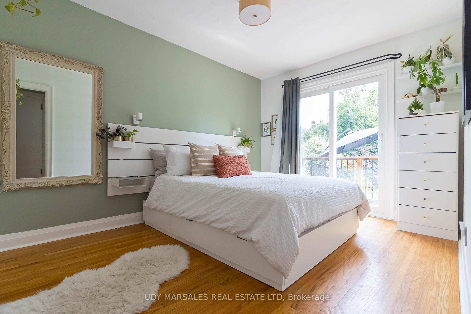 Photo 20 of 343 Charlton Avenue W, Hamilton, Kirkendall — HOMEH