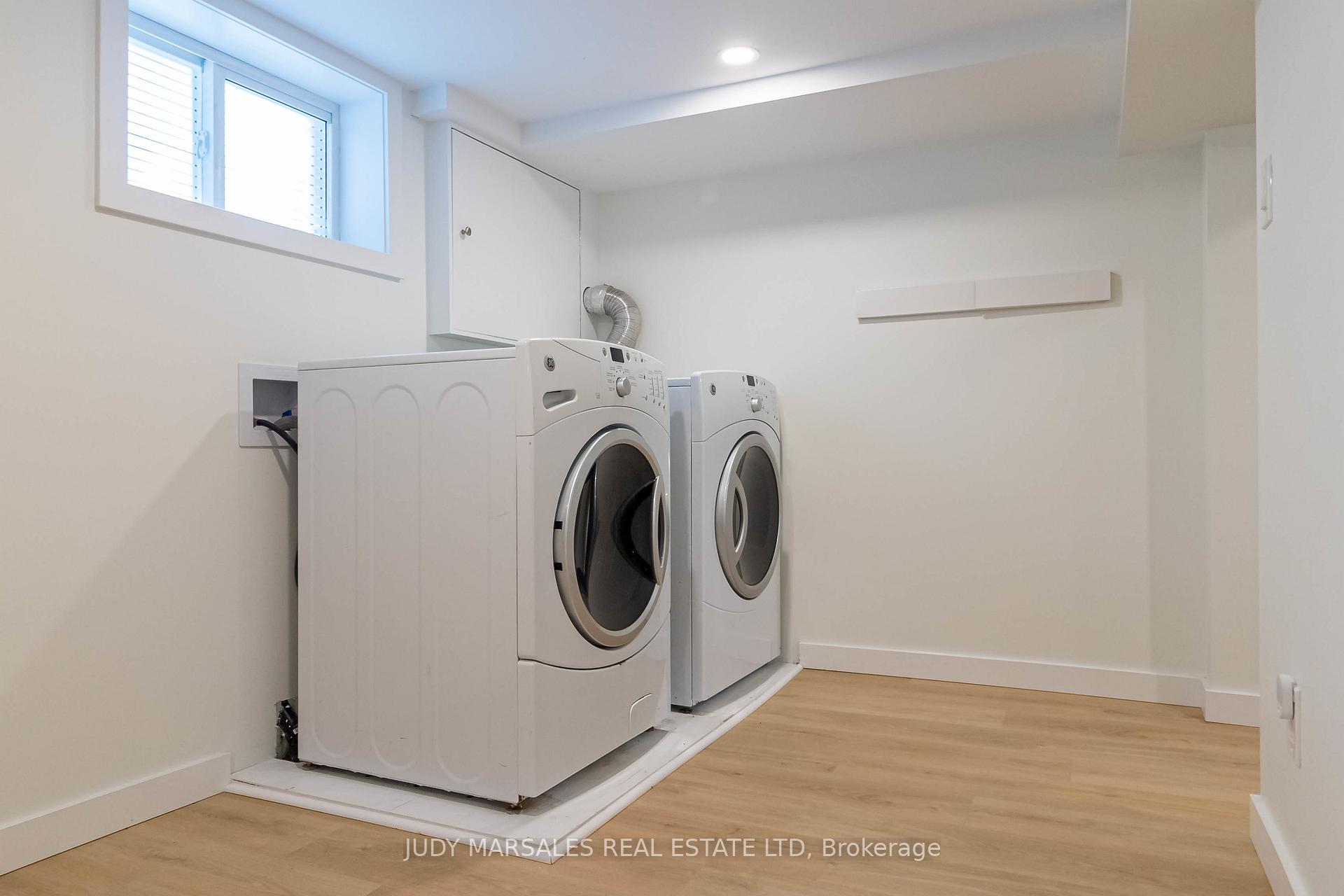 Photo 27 of 343 Charlton Avenue W, Hamilton, Kirkendall — HOMEH