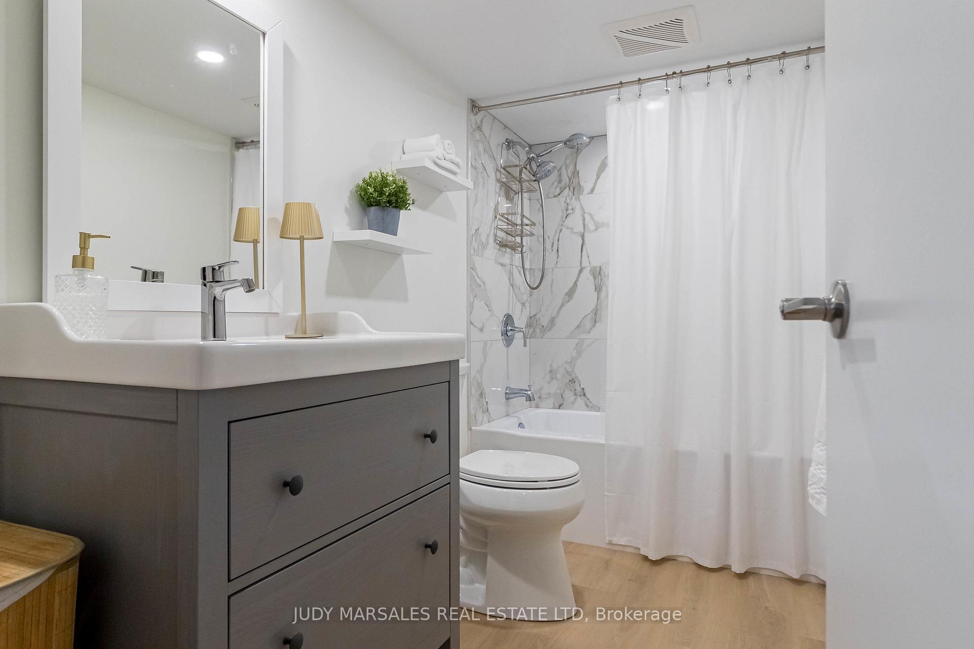 Photo 30 of 343 Charlton Avenue W, Hamilton, Kirkendall — HOMEH