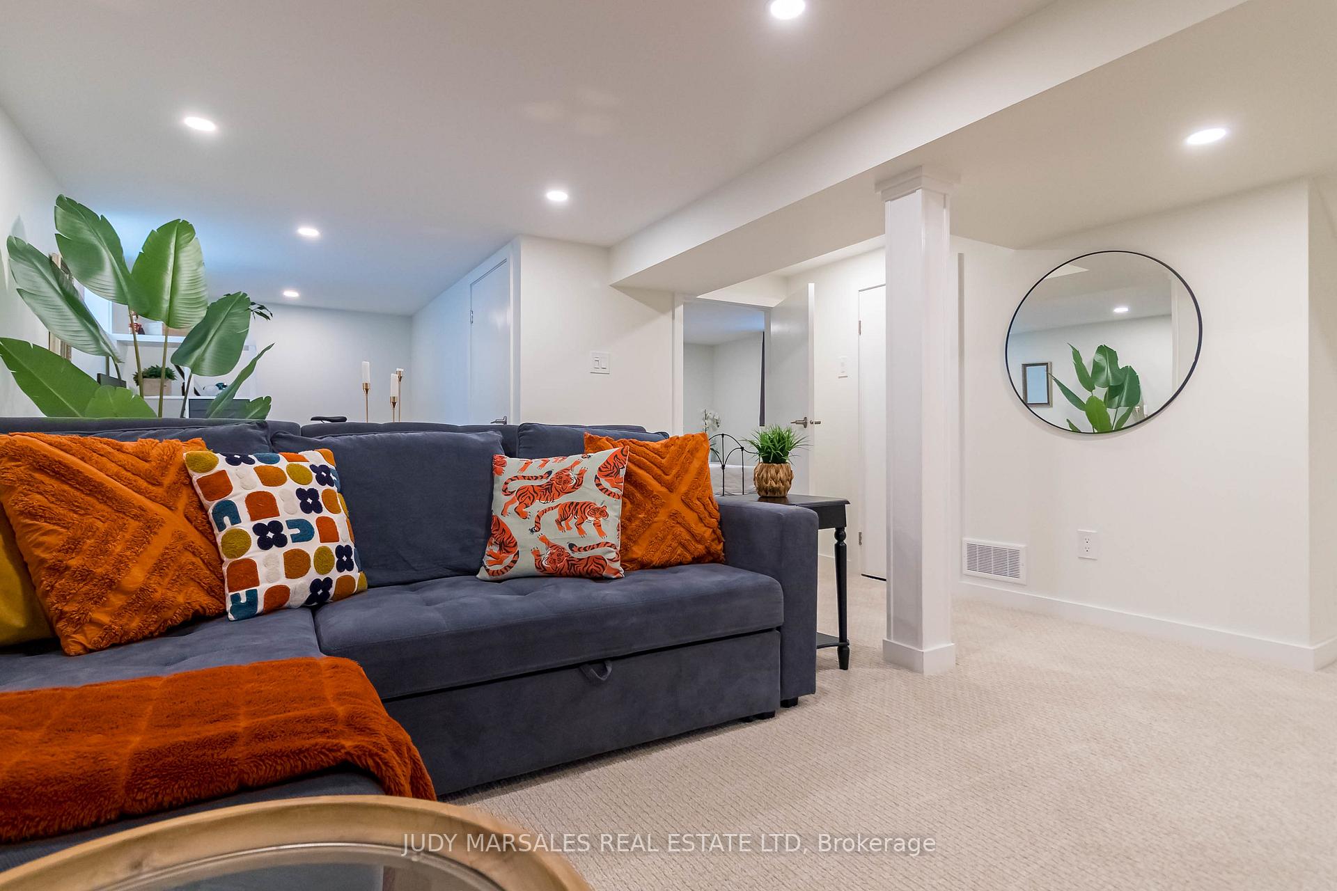 Photo 35 of 343 Charlton Avenue W, Hamilton, Kirkendall — HOMEH
