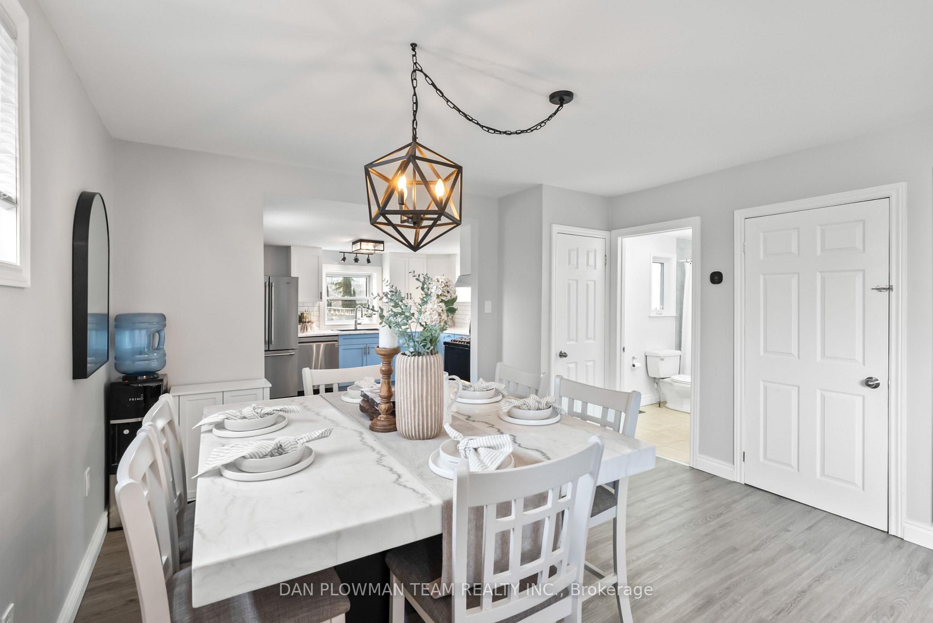 Photo 6 of 30 Duke Street, Clarington, Bowmanville — HOMEH