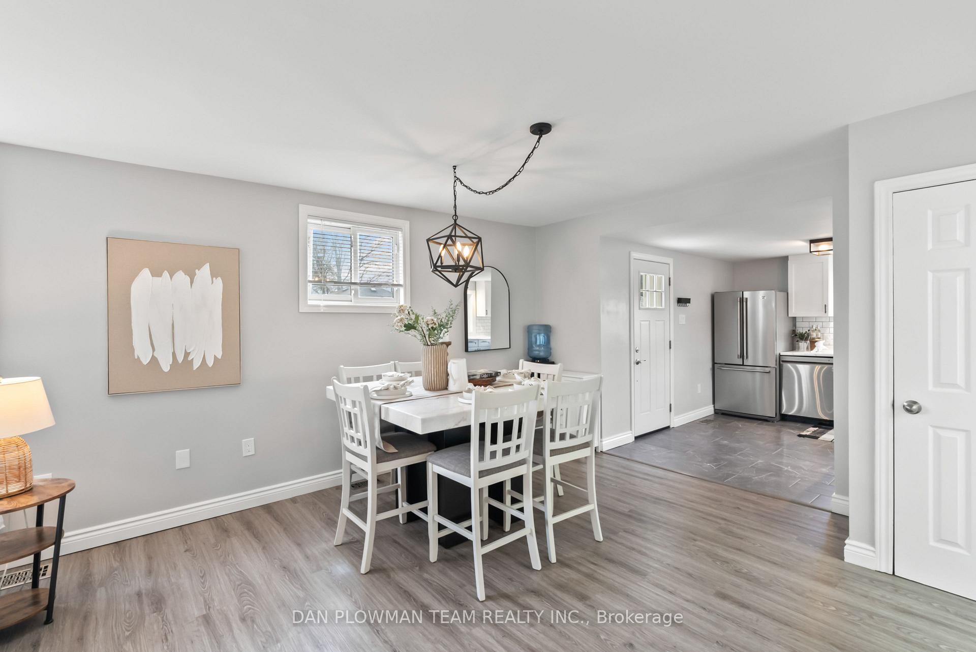 Photo 8 of 30 Duke Street, Clarington, Bowmanville — HOMEH